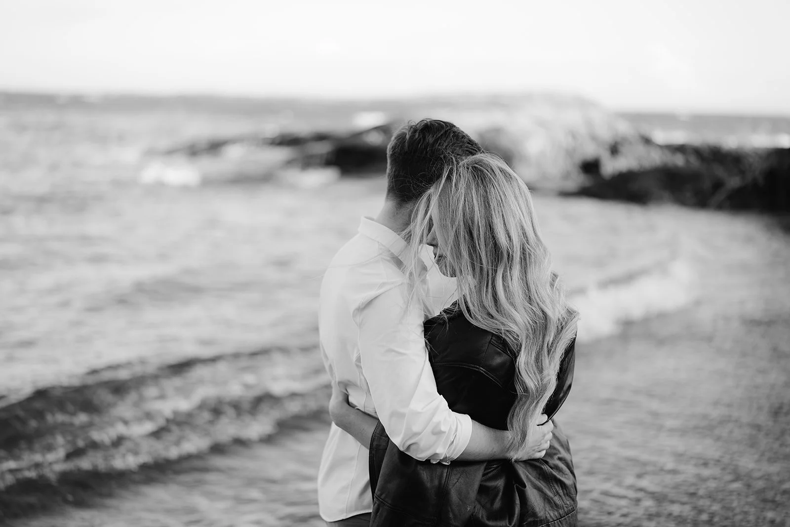 Dallas-Road-Engagement-Shoot-Victoria-Wedding-Photographer-112.jpg
