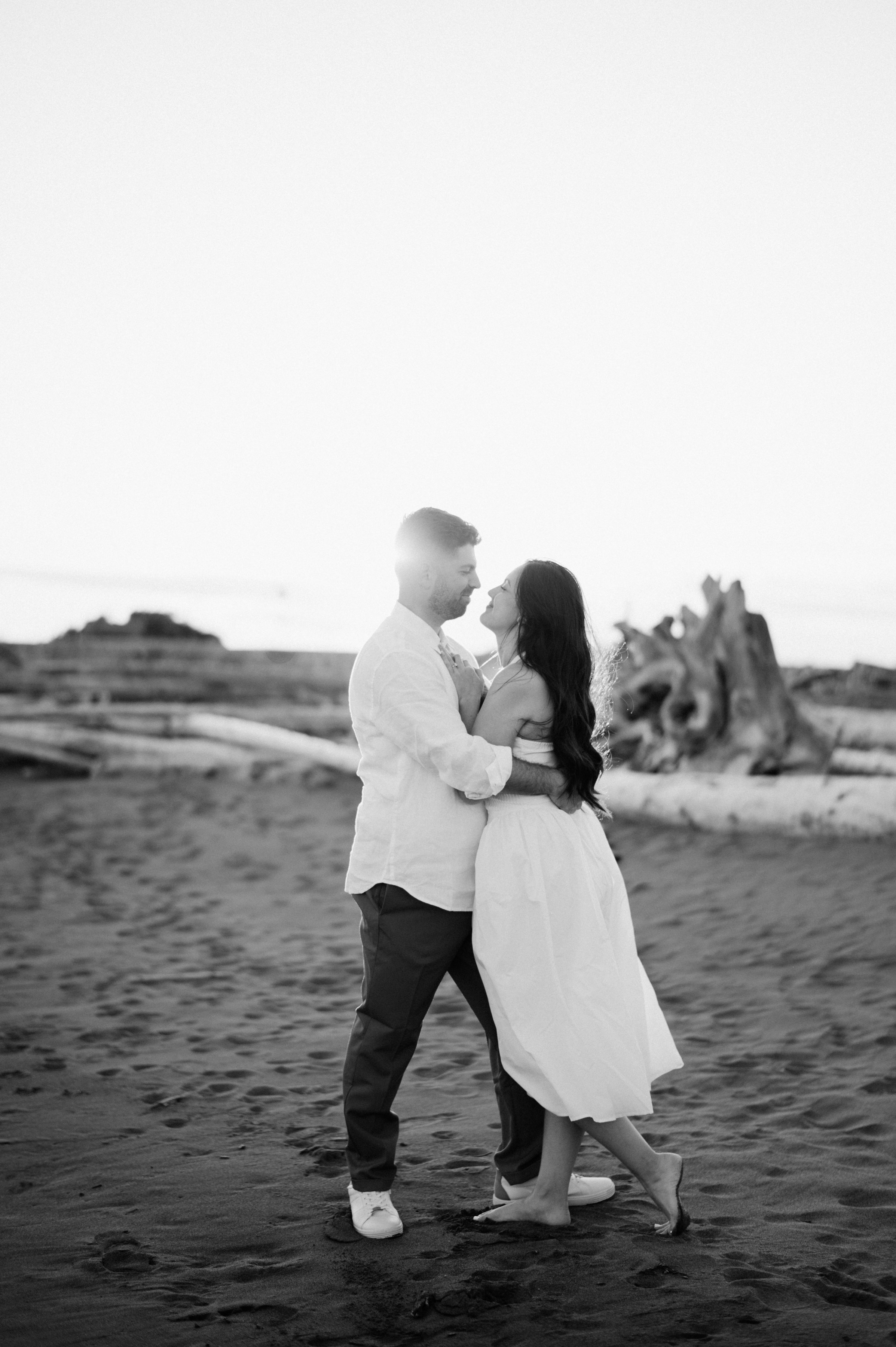 J&B - Gary Point -vancouver-wedding-photographer-beautiful-life-studios-bc-68.jpg