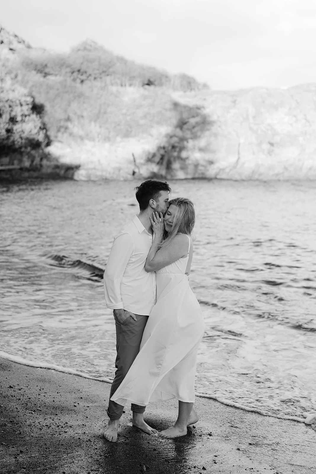 Dallas-Road-Engagement-Shoot-Victoria-Wedding-Photographer-82.jpg