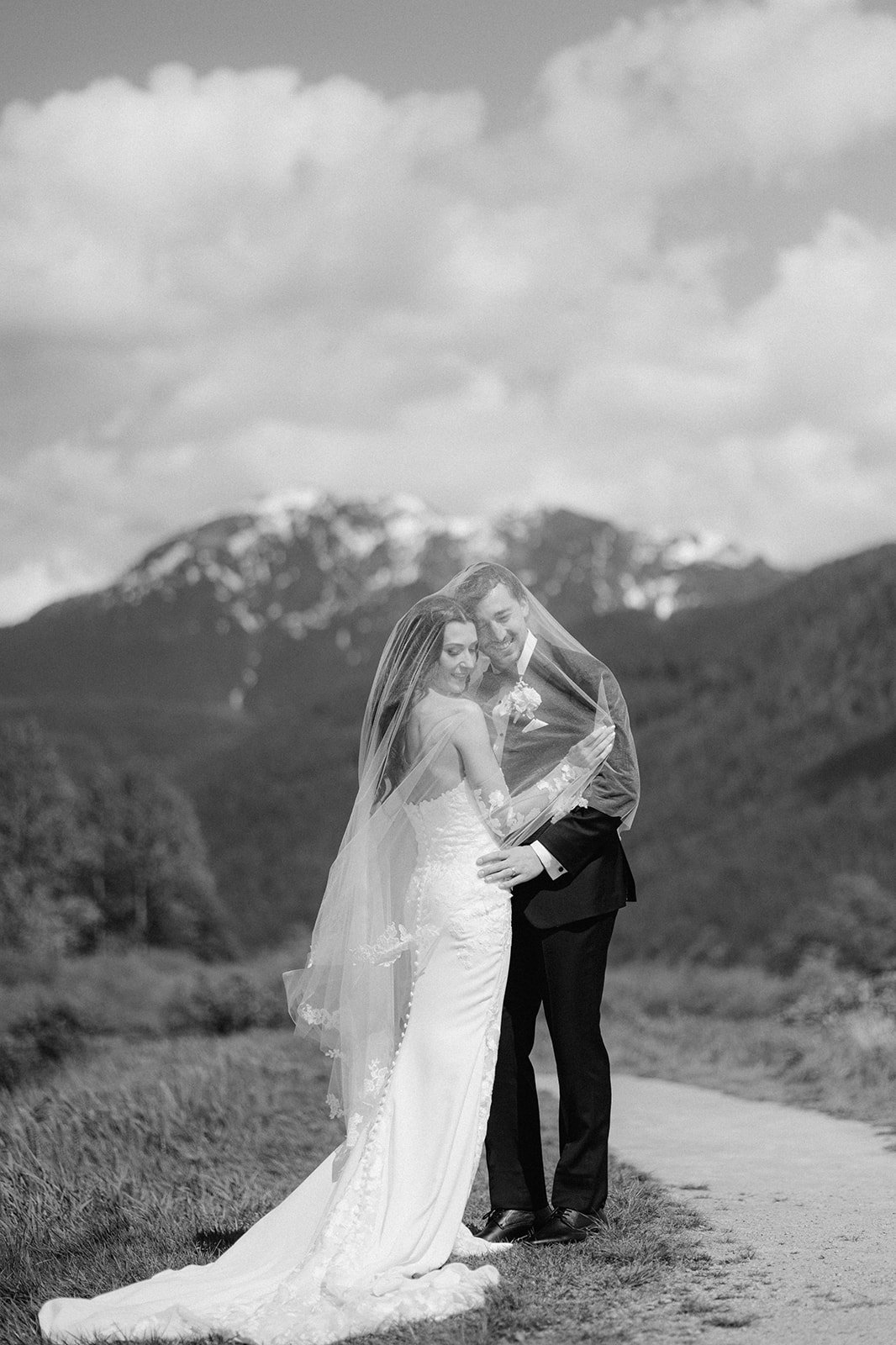 JD-swaneset-vancouver-wedding-photographer-beautiful-life-studios-bc-588_websize.jpg