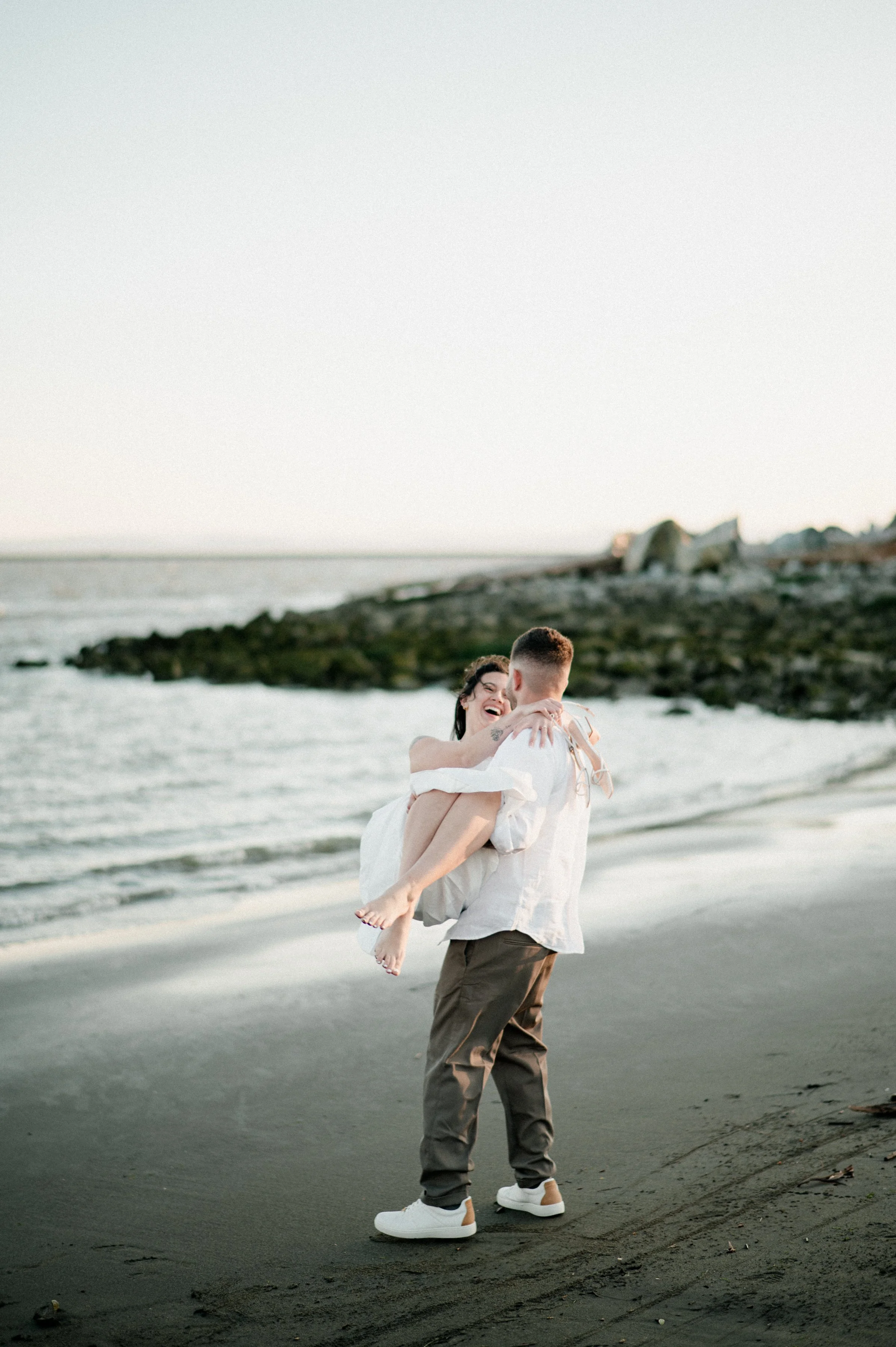 J&B - Gary Point -vancouver-wedding-photographer-beautiful-life-studios-bc-65.jpg