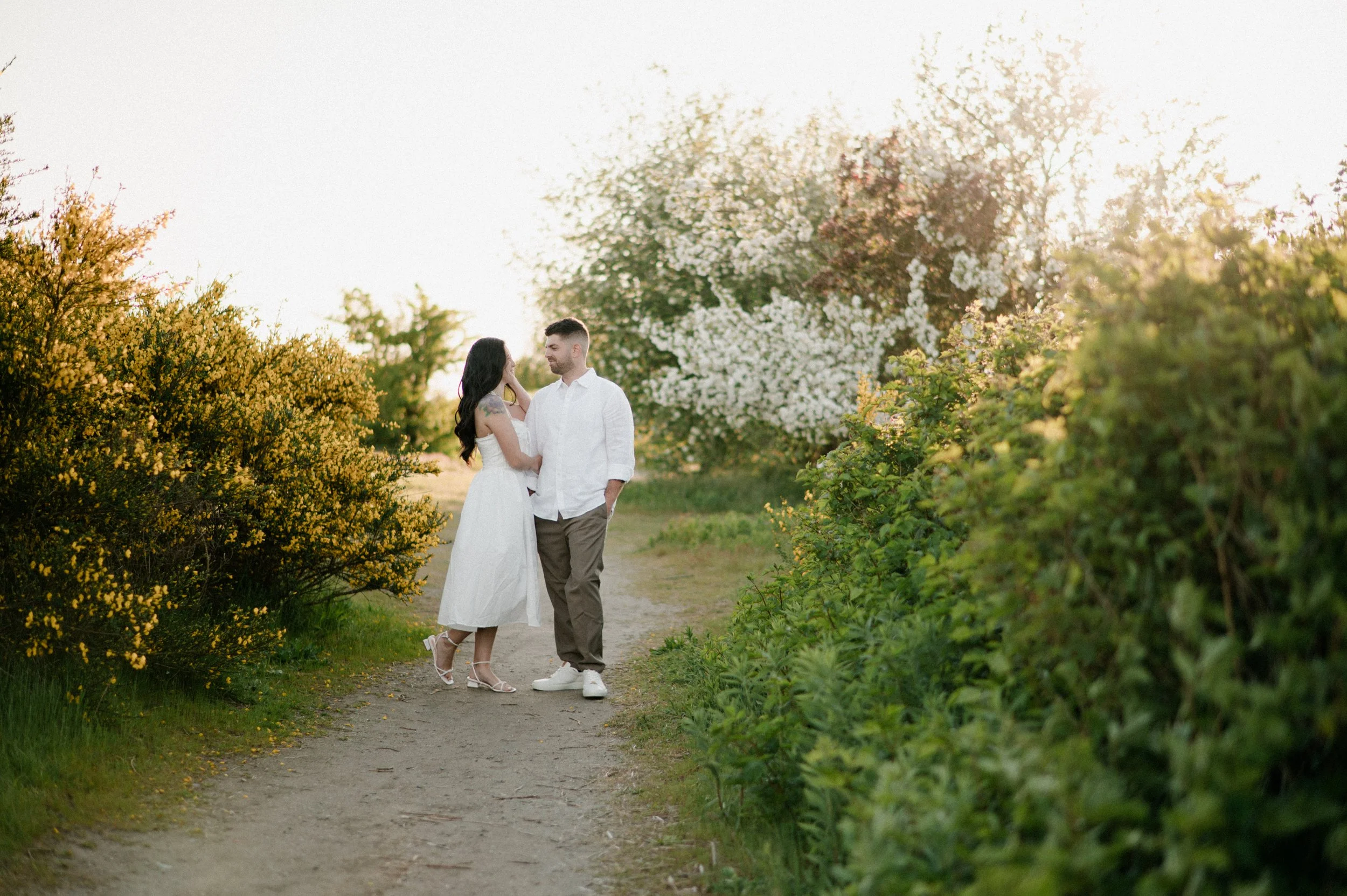 J&B - Gary Point -vancouver-wedding-photographer-beautiful-life-studios-bc-12.jpg