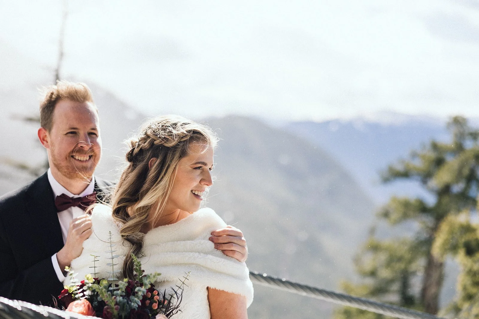 sea-to-sky-gondola-vancouver-wedding-photographer-videographer-5.jpg