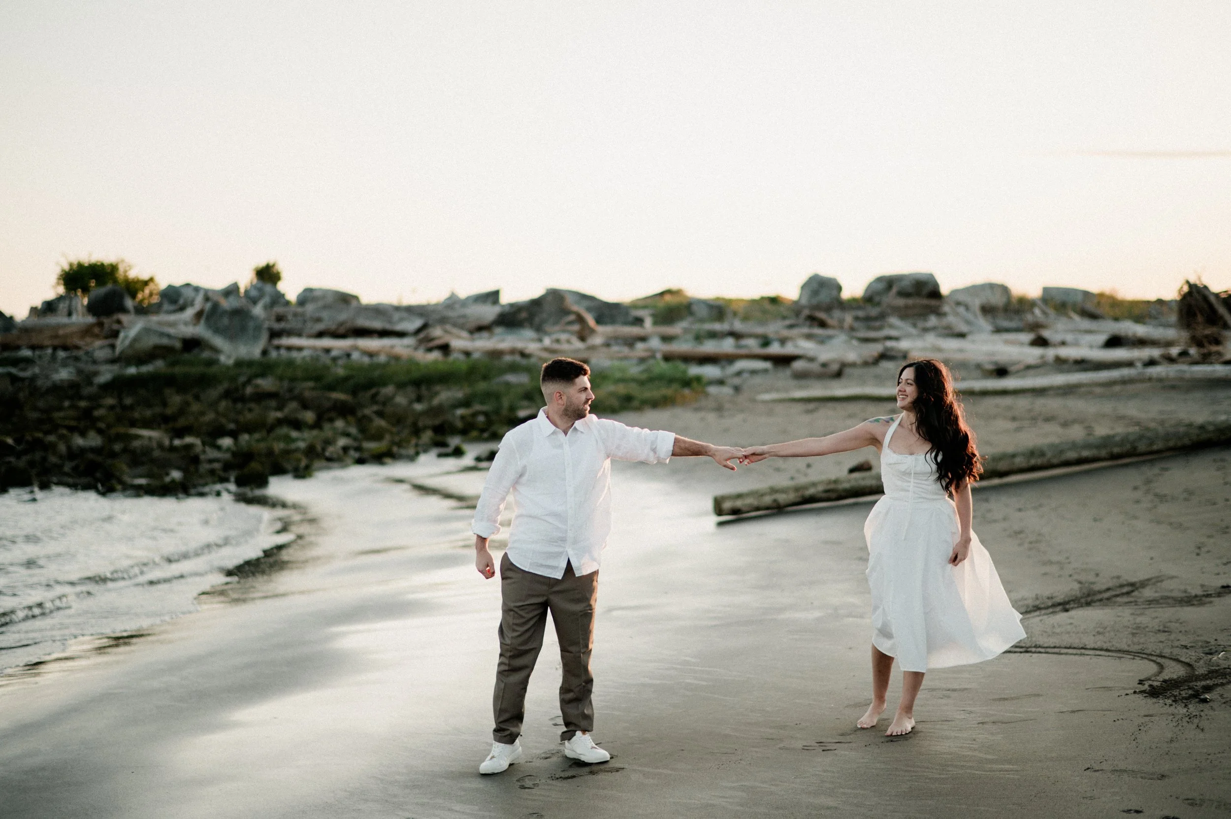 J&B - Gary Point -vancouver-wedding-photographer-beautiful-life-studios-bc-69.jpg