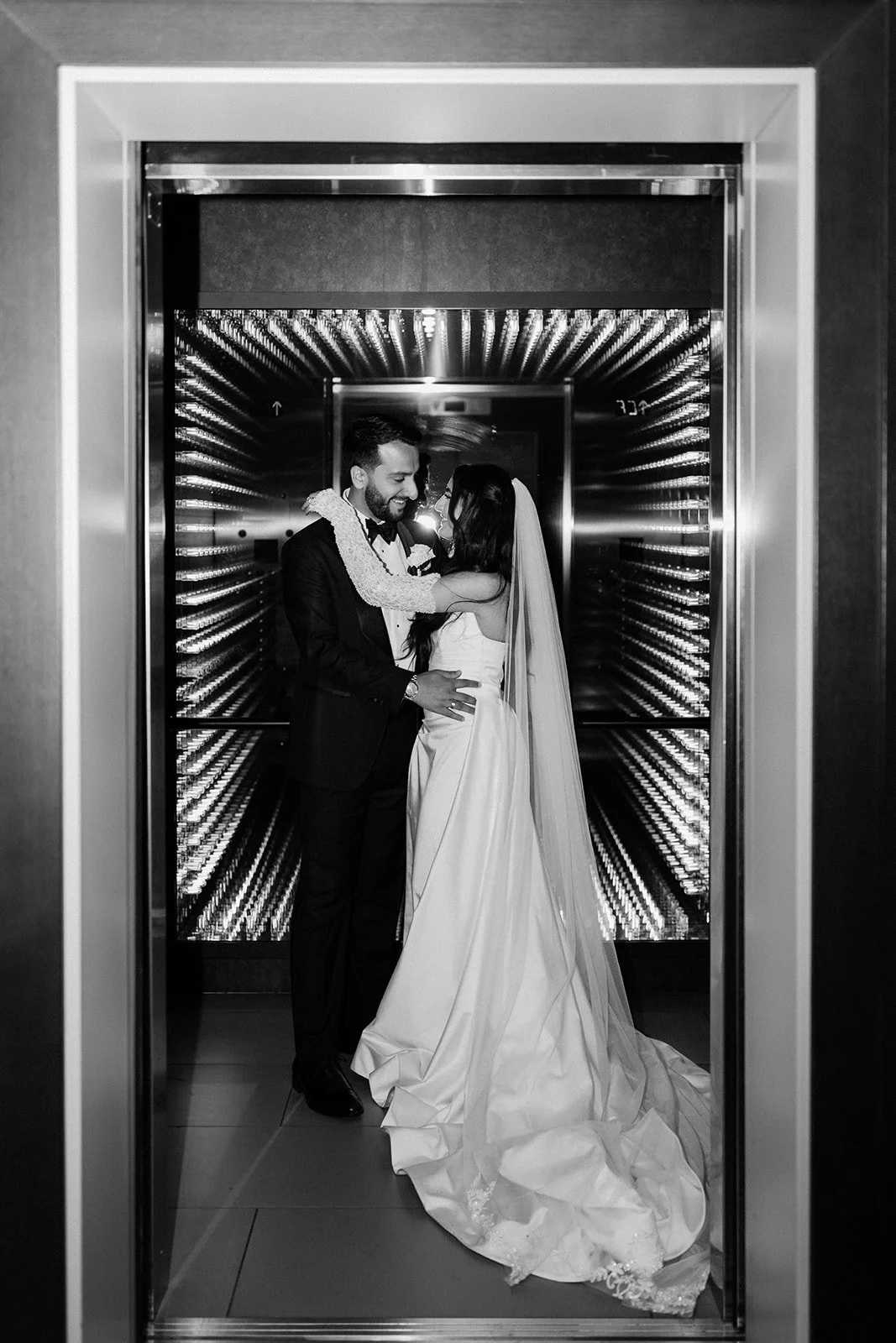 MS-parq-hotel-vancouver-wedding-photographer-beautiful-life-studios-bc-434_websize.jpg