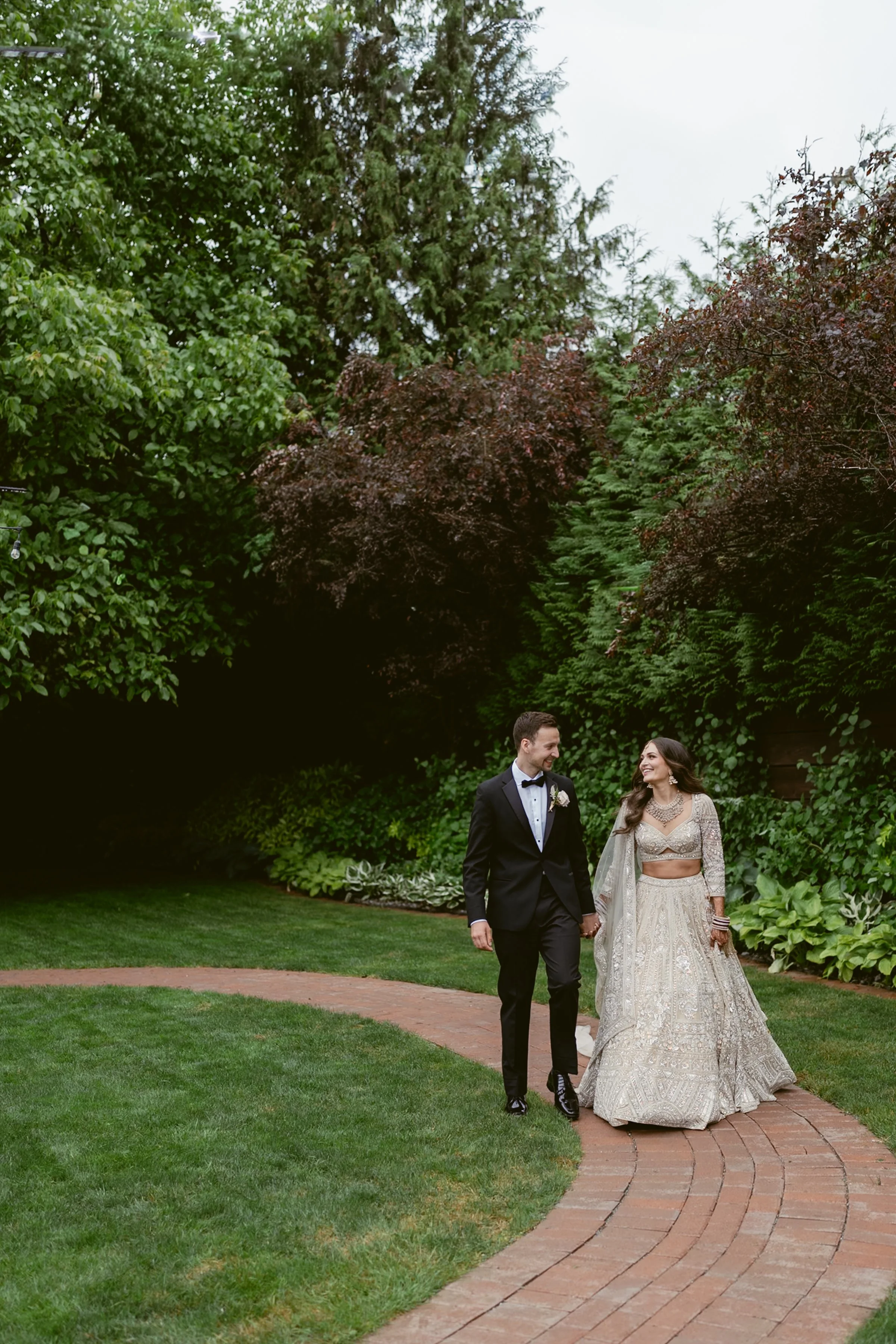 JT-Mann-Farms-wedding-photographer-beautiful-life-studios-bc-10.jpg