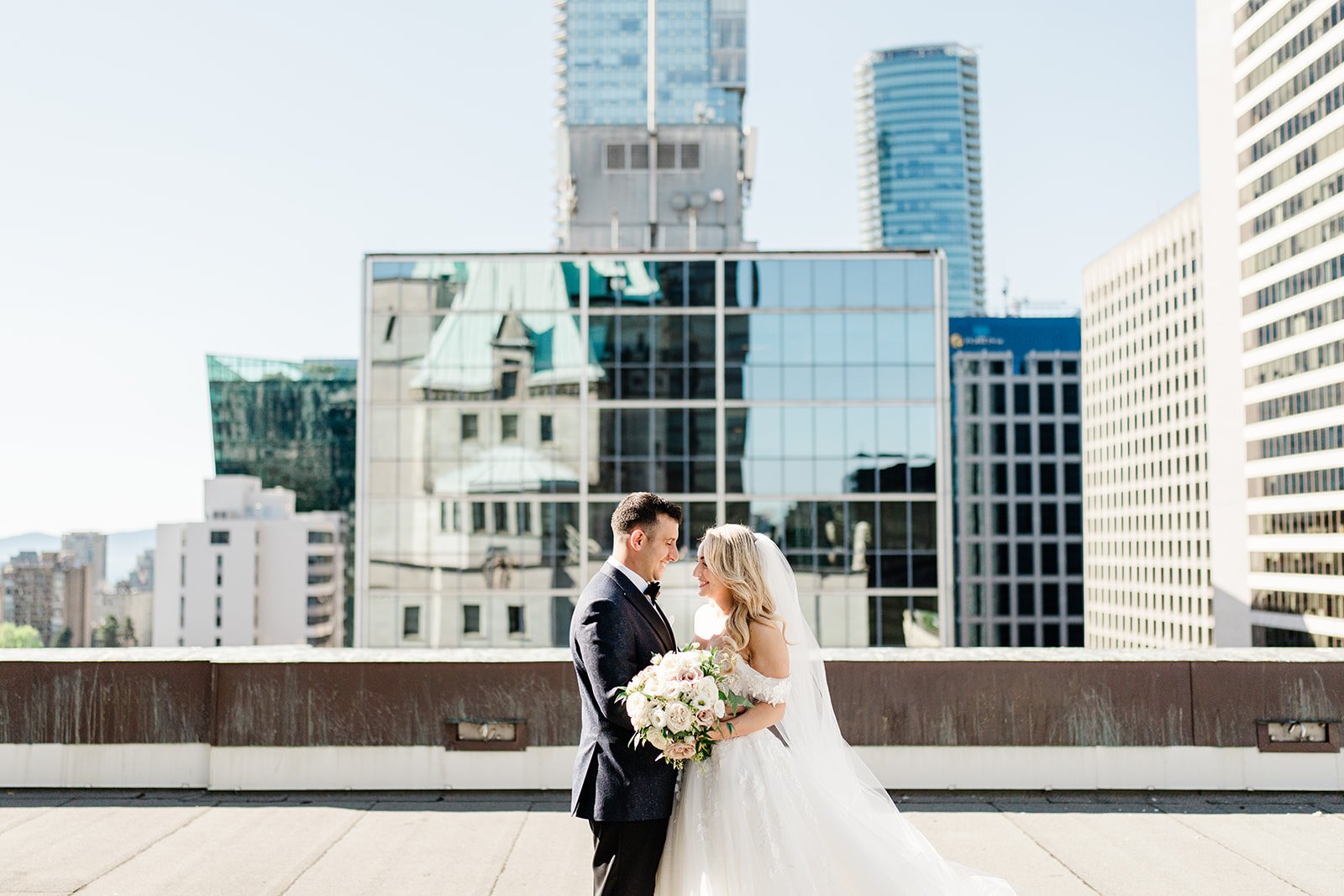 Matthew-Kyrassa-fairmont-hotel-vancouver-wedding-photographer-beautiful-life-studios-bc-511.jpg