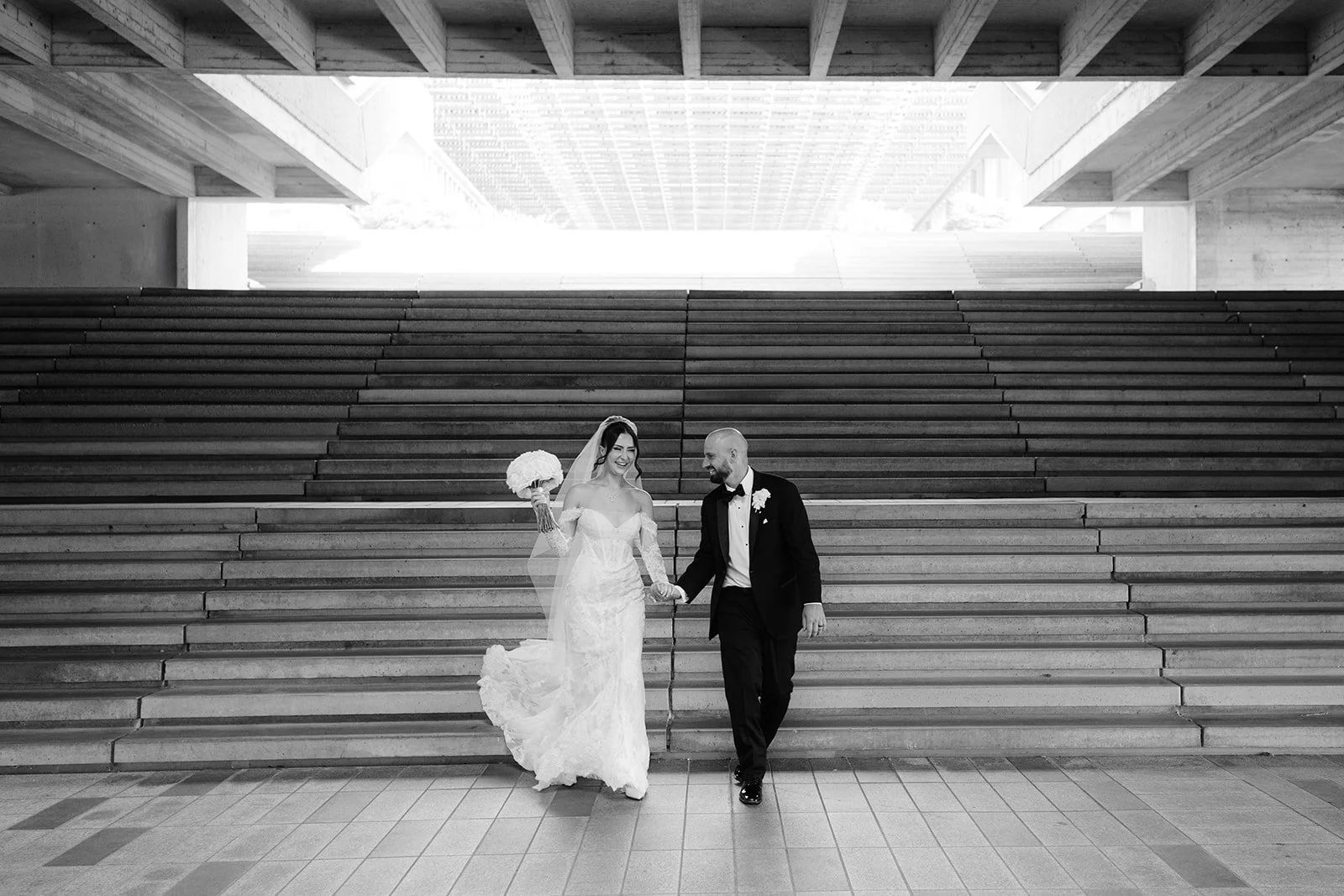 JA-sky-hanger-vancouver-wedding-photographer-beautiful-life-studios-bc-430_websize.jpg