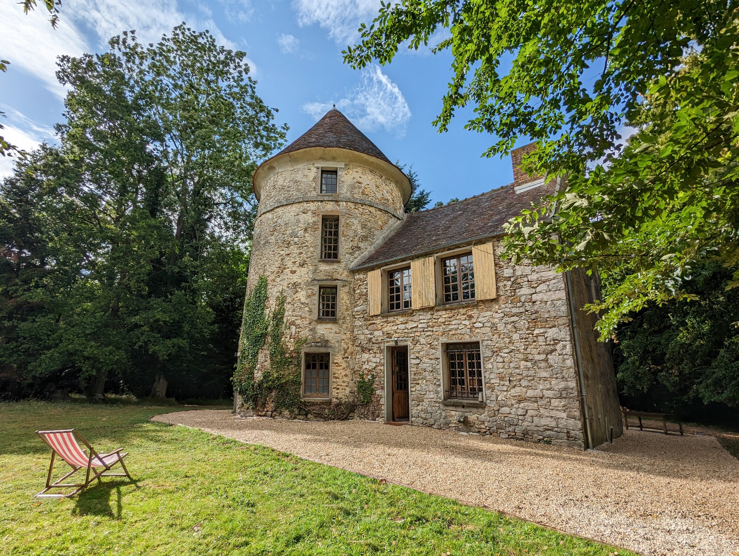 moulin de malvoisine.jpg