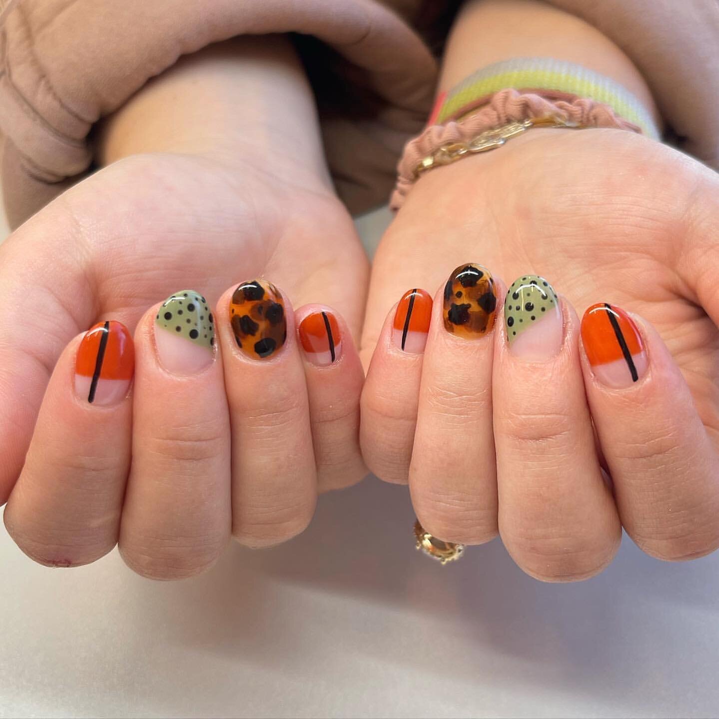 @naildbykatie give me all the fall nails🍂
&bull;
&bull;
#luminarynailsystems #nails #utahnailart #nailinspo #longnails #boycottboringnails #nailartist #nailart #fallnails