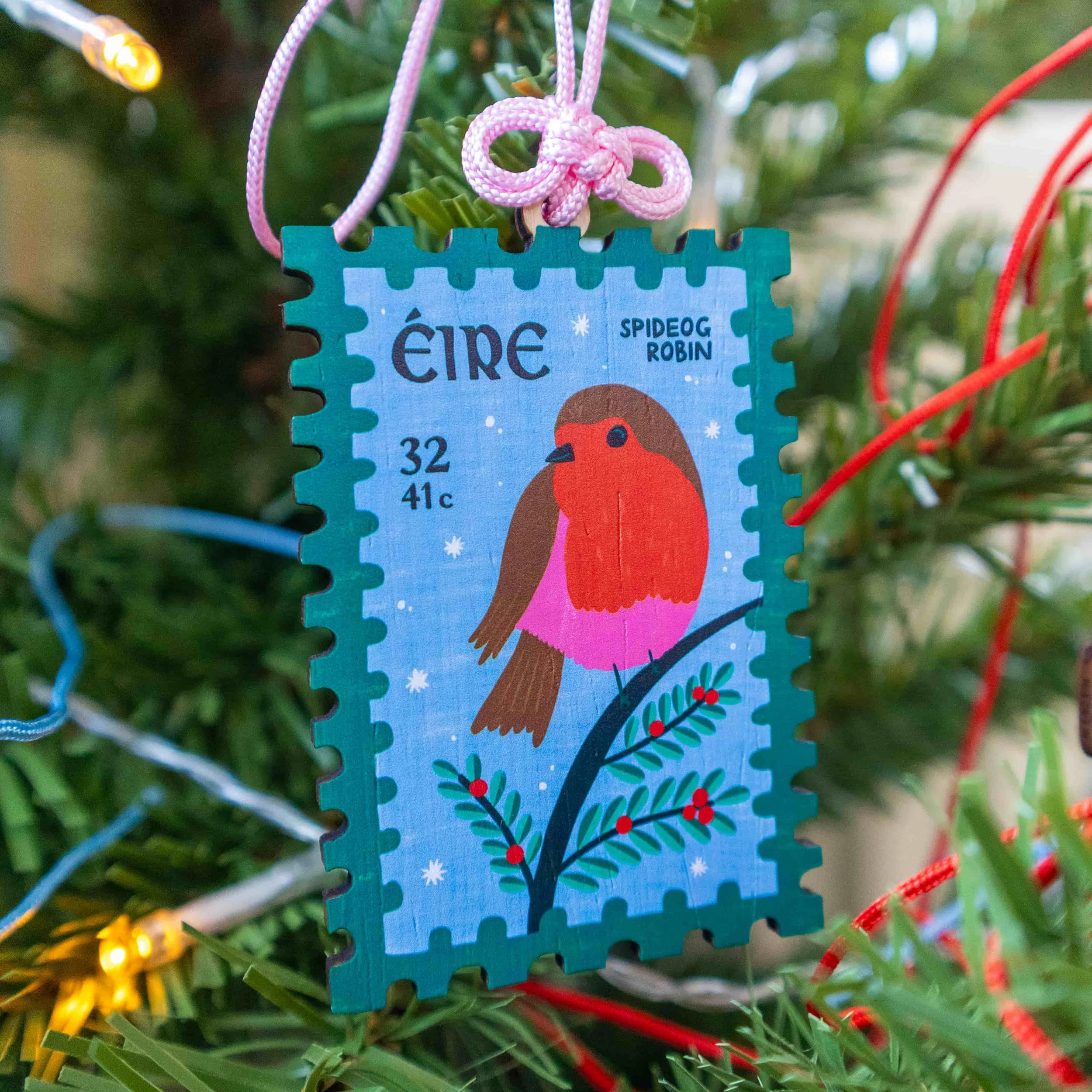 irish-robin-stamp-tree-decoration.jpg