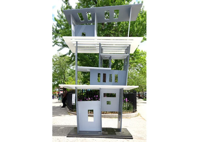 Intersection, 2014
Painted aluminum
168 x 100 x 64 inches