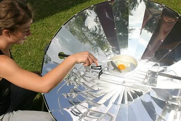 solar-power-solar-cooking-on-a-solar-thermal-collector.webp
