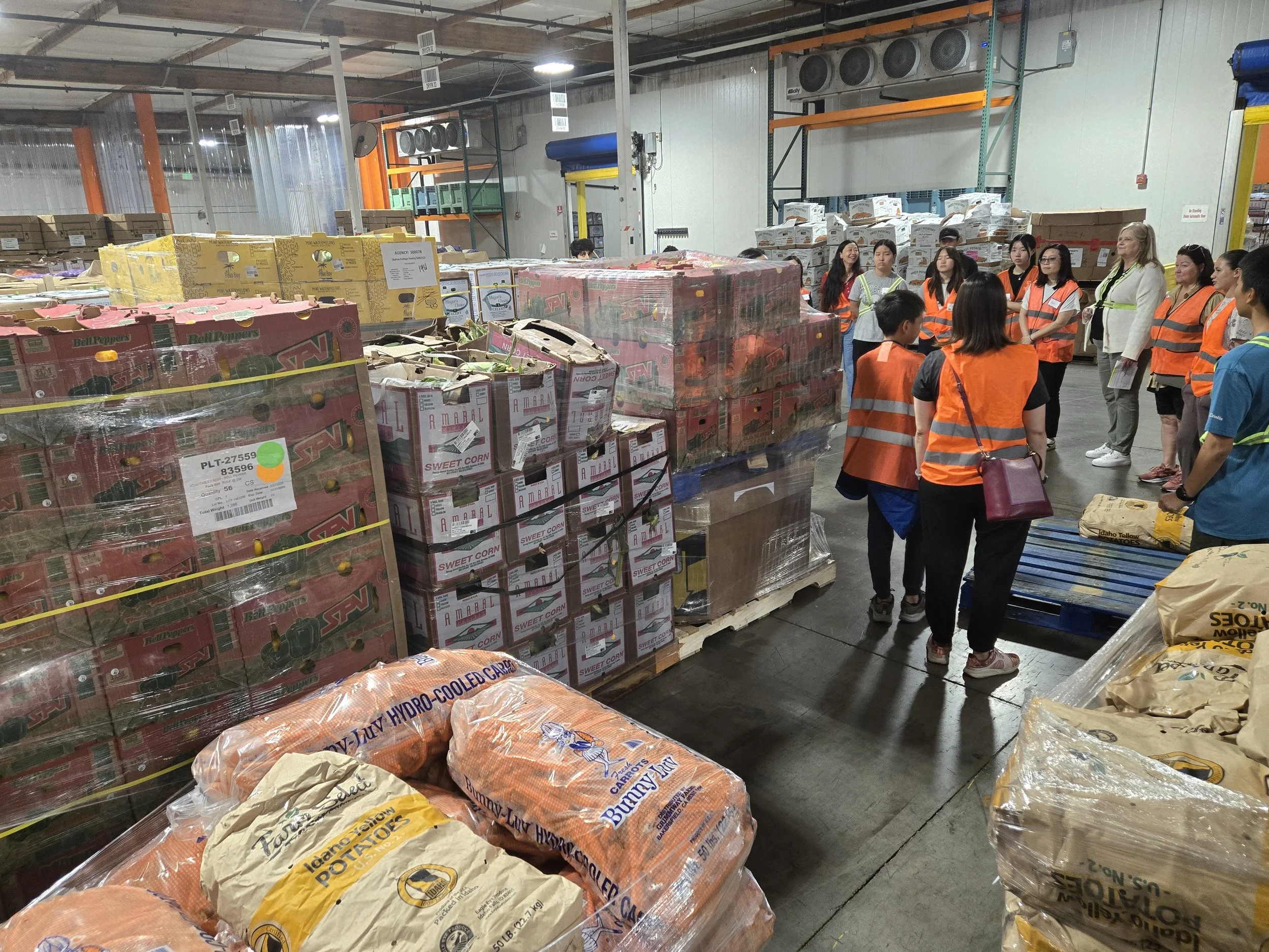  The warehouse, full of food. 