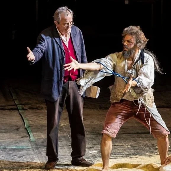 Apprendo ora della scomparsa di Remo Girone, grande artista e bellissima persona, collega di rara generosit&agrave; e gentilezza. 
Buon viaggio caro Remo