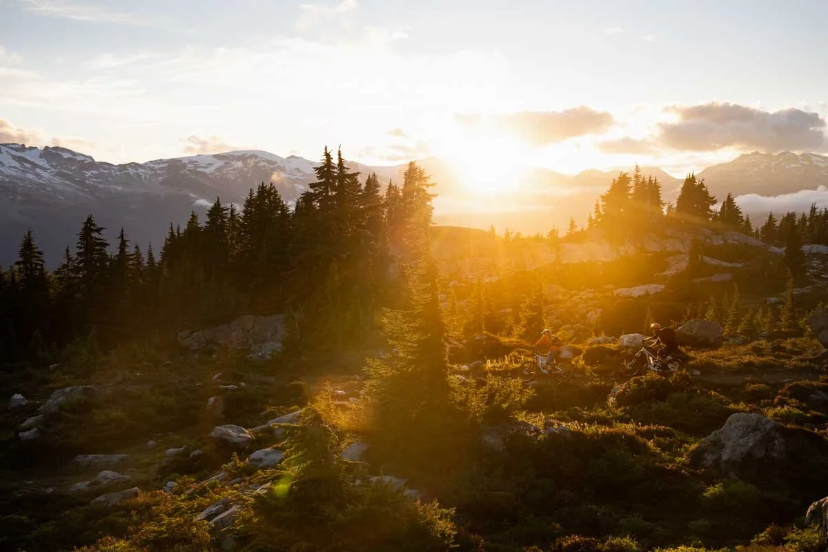 Mountain-biking-prints-JJ083933-Chasing-Light-02.jpg
