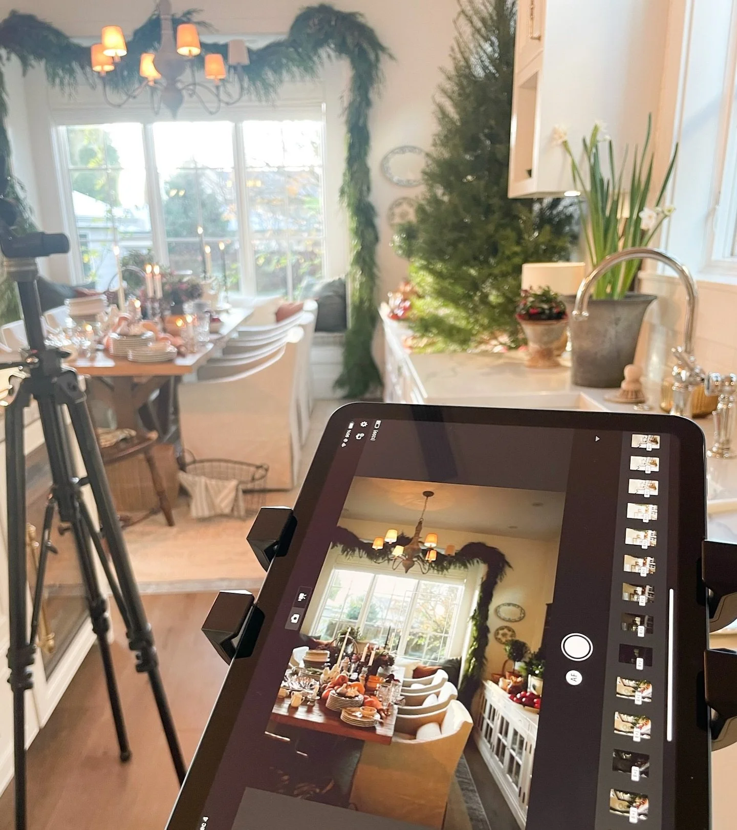 Reflections from our Holiday House shoot on Kings Ave &mdash; our family home dressed for the season, filled with light, loads of laughter, and just *a touch* of festive cheer!

Interior design, furnishing and decor: @vaniapecchiainteriors 
Styling: 