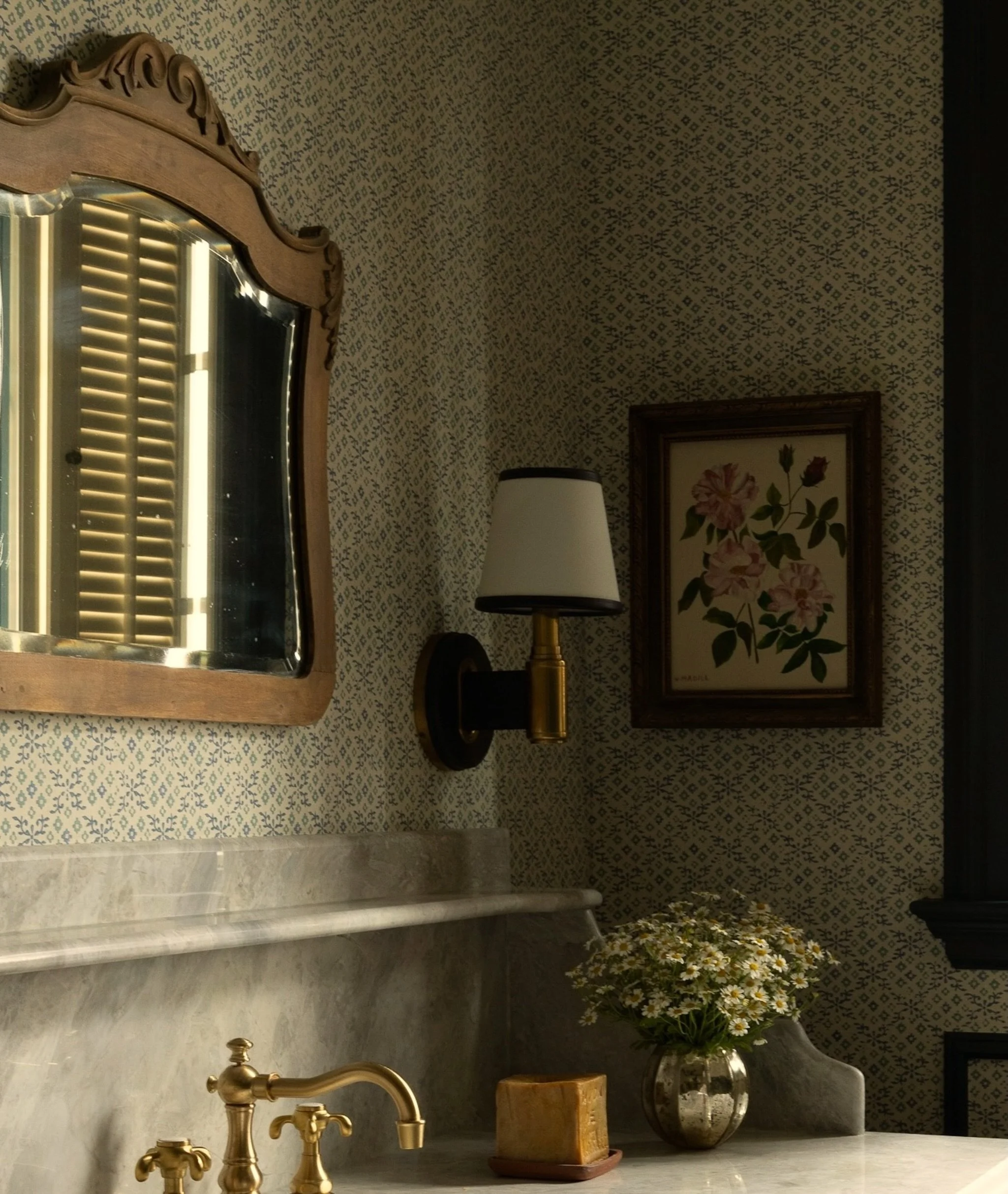A wee preview of the powder room in our Heritage Home. We tend to opt for a small-print wallpaper in these types of spaces. 

Do we continue this series? Shall I share some more glimpses?