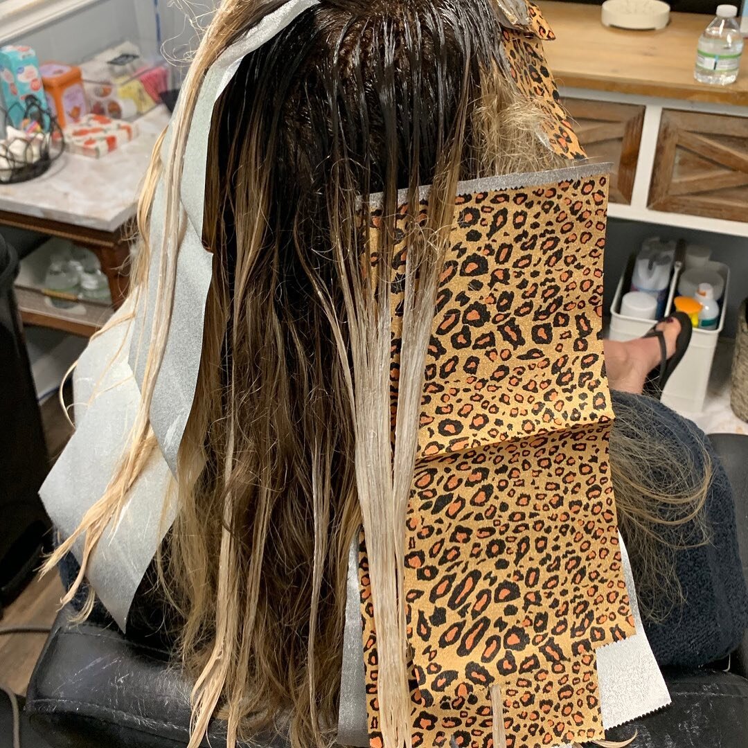 Have you ever thought about becoming a hairstylist? 
⠀⠀⠀⠀⠀⠀⠀⠀⠀
Let me tell you, it can be a messy job, but it's also incredibly rewarding! 
As a hairstylist, you get to help people feel confident and beautiful every day. 
You get to be creative and e
