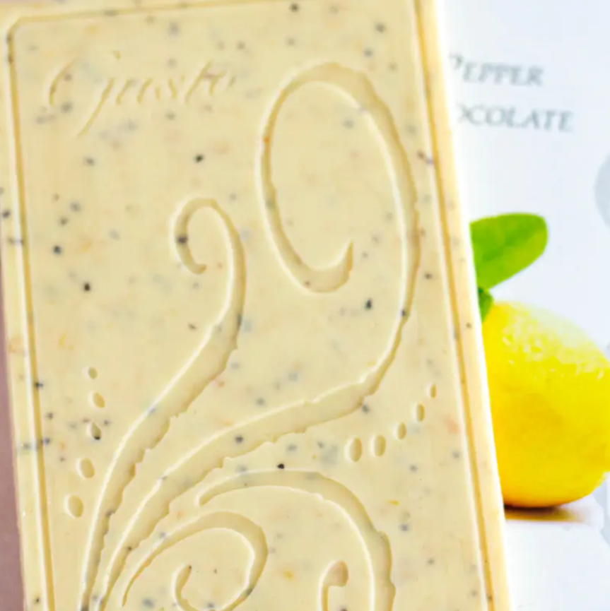 Lemon and pepper in White Chocolate Bar 2.png