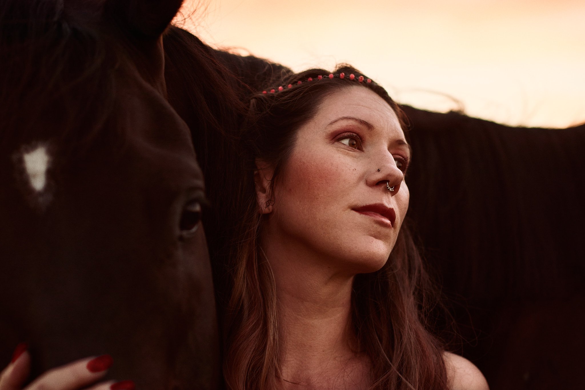 013_close-up-portrait-woman-equestrian-Oconomowoc-Erin-Beckett.jpg