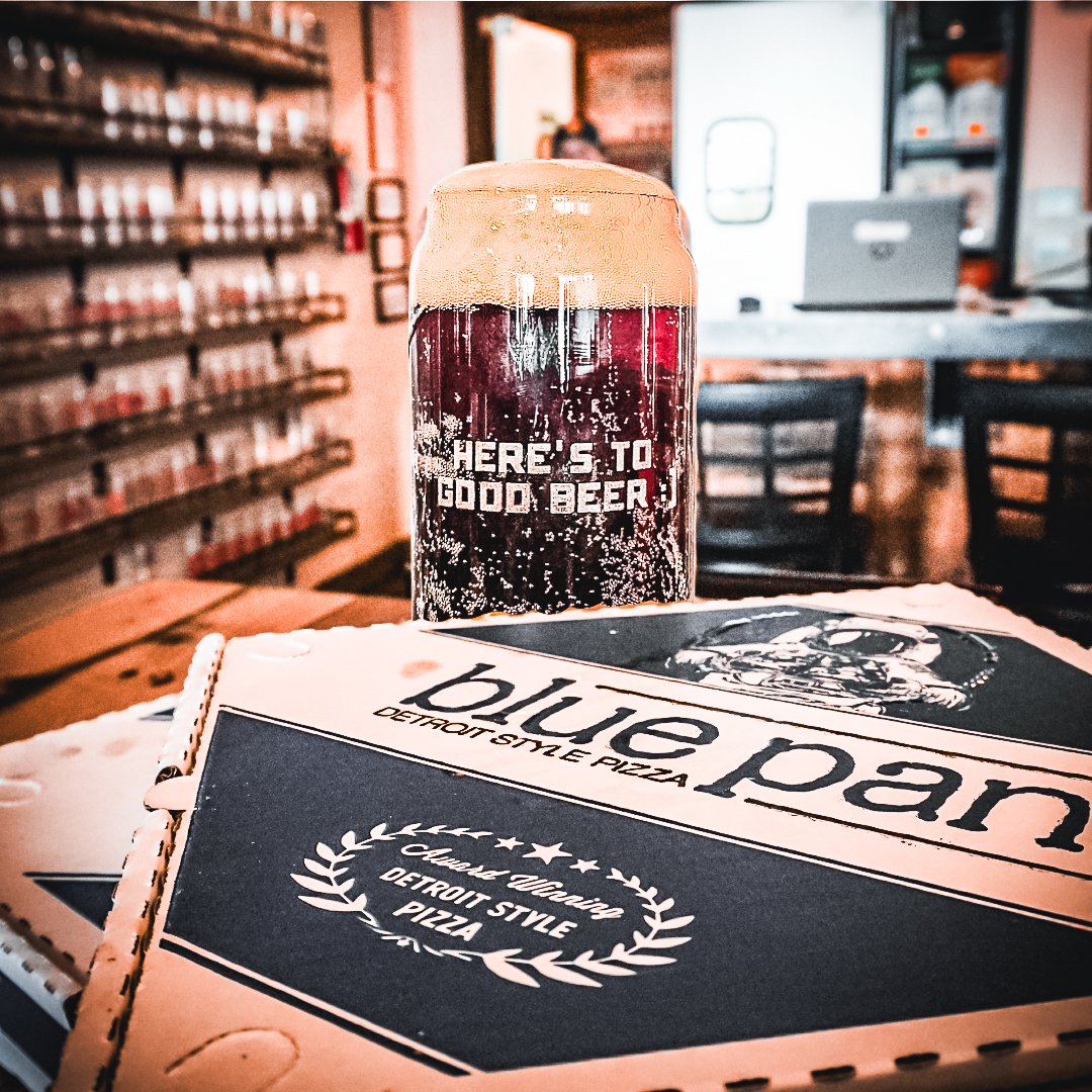 Football is on all day and @bluepanfoodtruck  is here with Detroit Style Pizza! Stop in, grab a pint, watch a game and relax!

𝐁𝐎𝐍𝐔𝐒:
All Loyalty club Members get $5 beers all day!
🍻 Colfax Cream Ale
🍻Polish Pilsner
🍻 Pillieve
🍻 Blootyliciou