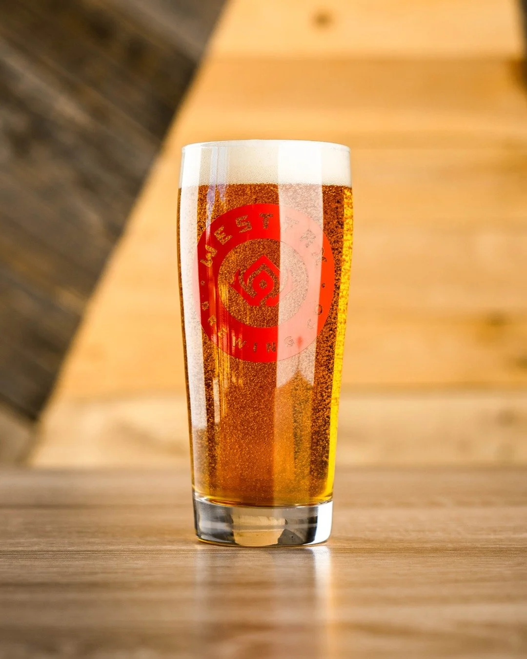 🍁$𝟒 𝐓𝐮𝐞𝐬𝐝𝐚𝐲 𝐁𝐞𝐞𝐫🍁
𝐋𝐚 𝐌𝐚𝐭𝐭𝐬 𝐁𝐥𝐮𝐞
Just $4 all day Tuesday at WestFax Brewing Company

A special collaboration with Our Mutual Friend Brewing rooted in longtime friendship between WestFax and OMF. Named for the Matts behind the 