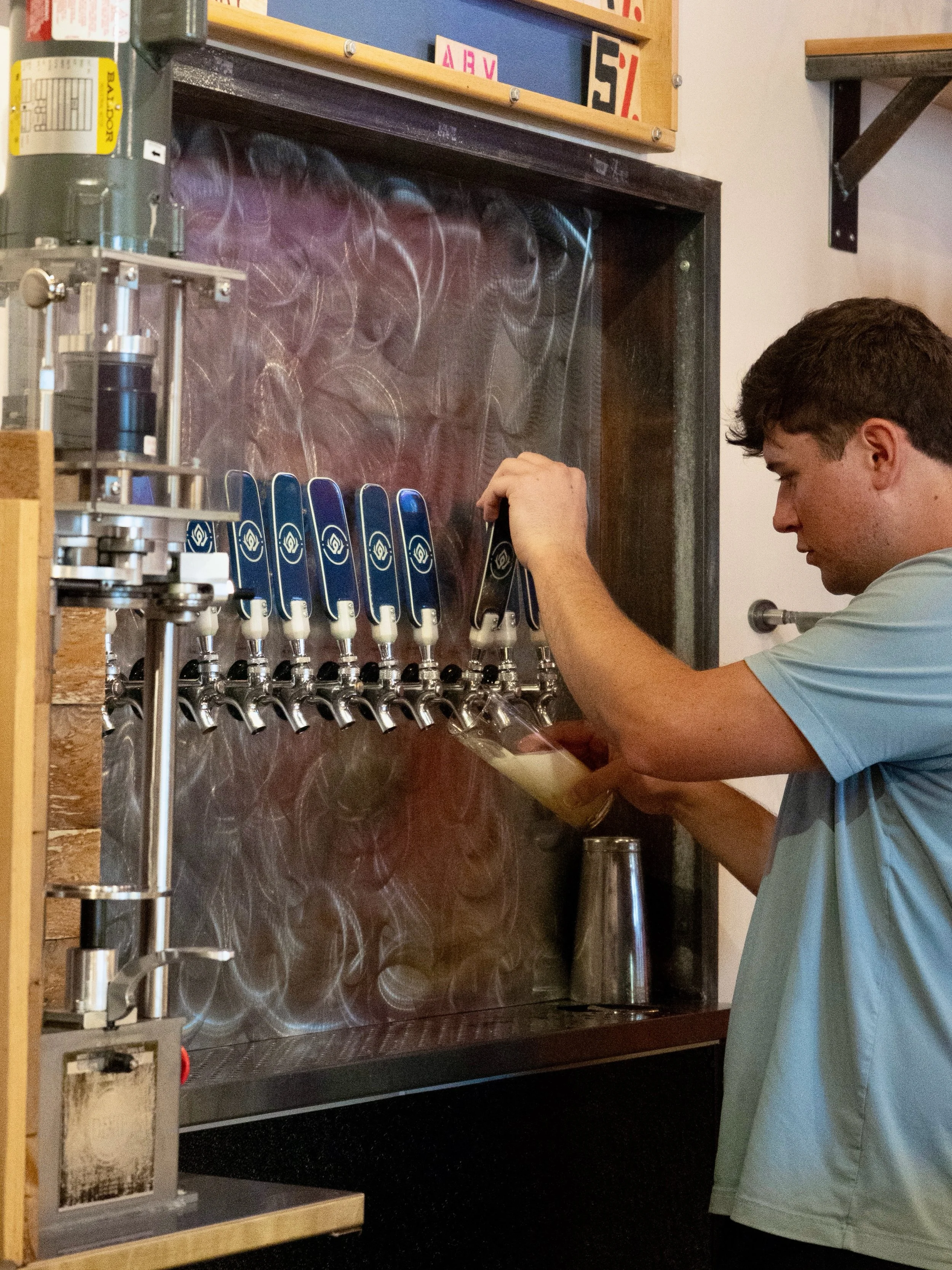 Your Thursday plans just got $5.25 better. 🍺

Mug Club members, swing through for Loyalty Thursday and enjoy $5.25 pours all day, with hazies at $6.25.

Your mug is waiting. See you at the bar! 

#westfaxbrewing #craftbeer #mugclub #billsbackers #th