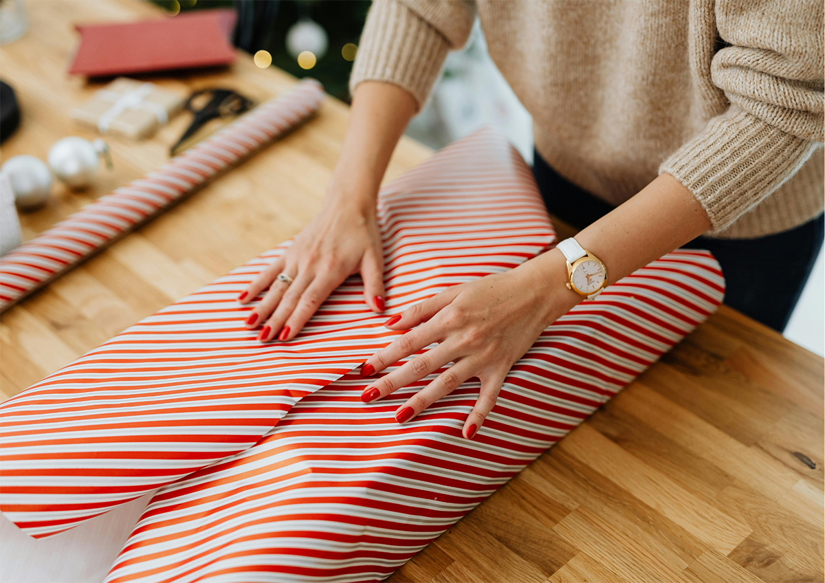 Christmas Wrapping Paper Organisation