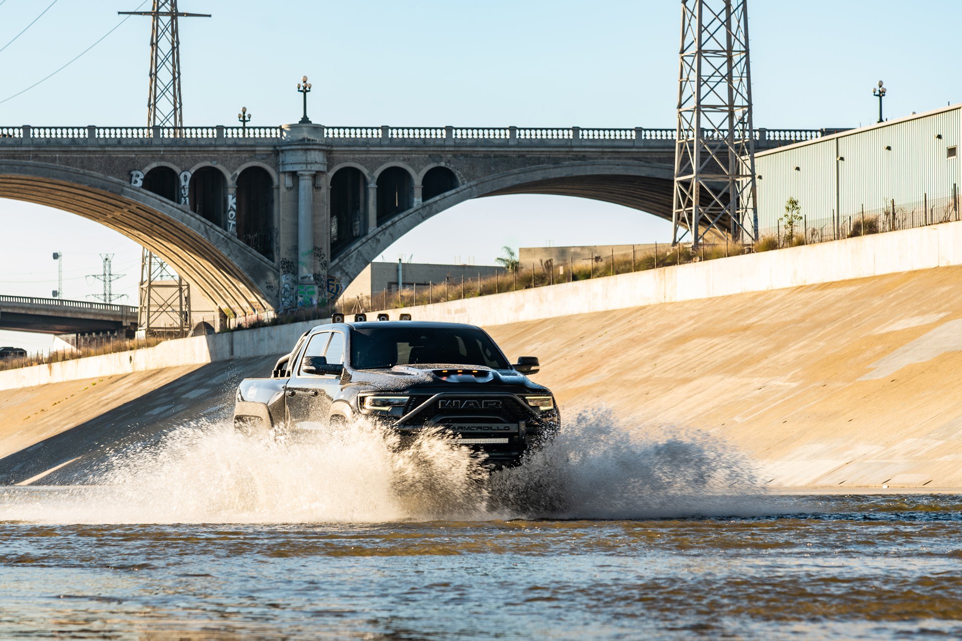 APOCALYPSE 6X6 : RAM TRX