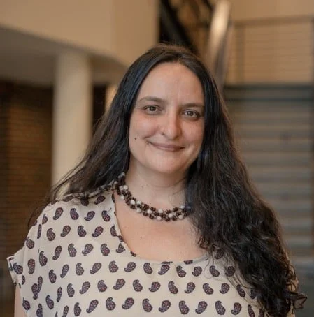 Lisa Gonzalez headshot