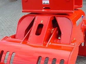 Rotar RG Hinge in red shown in close up