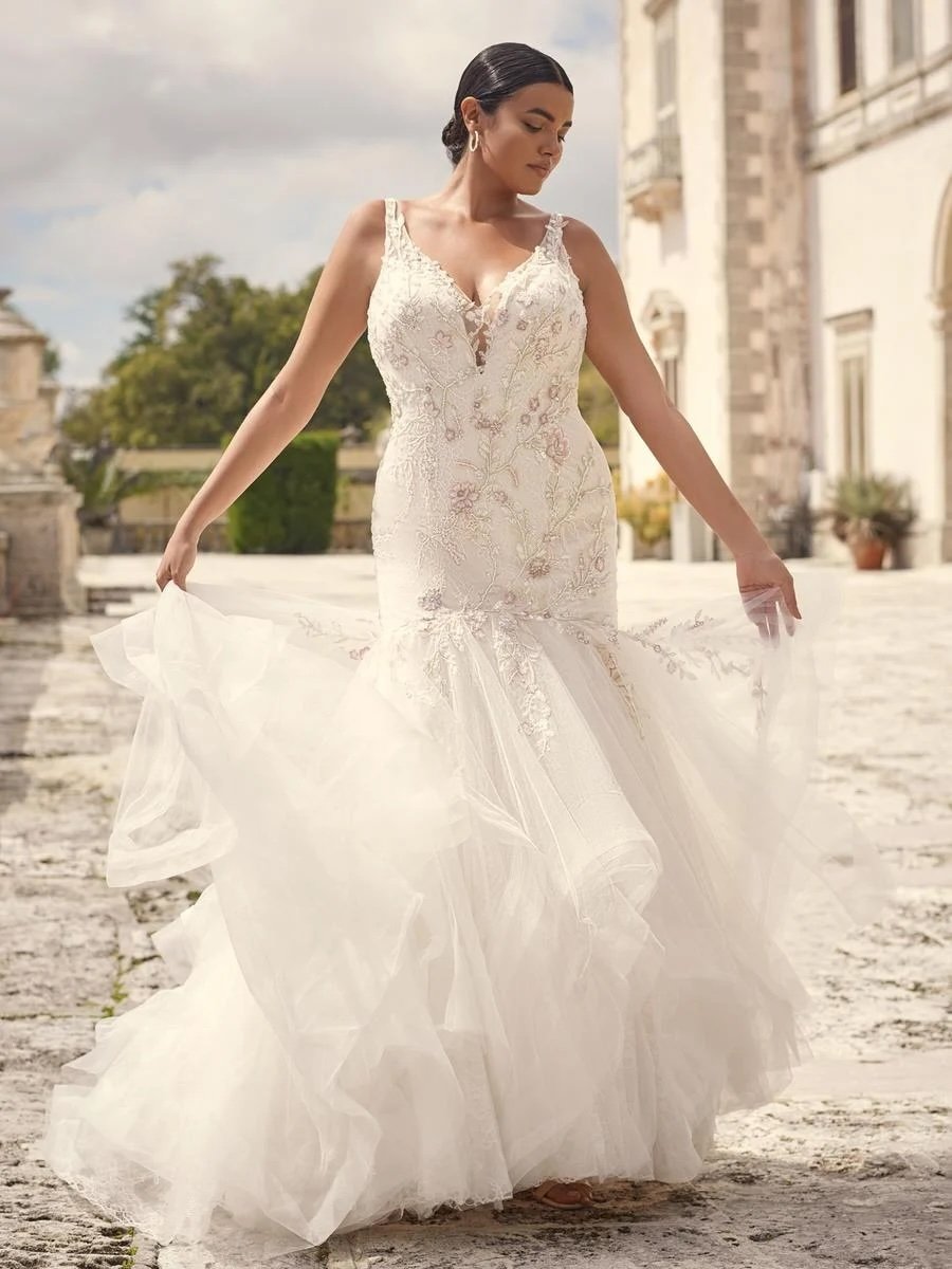 Sottero_and_Midgley_Kenleigh_21SK774A01_Alt1_BLS.jpeg