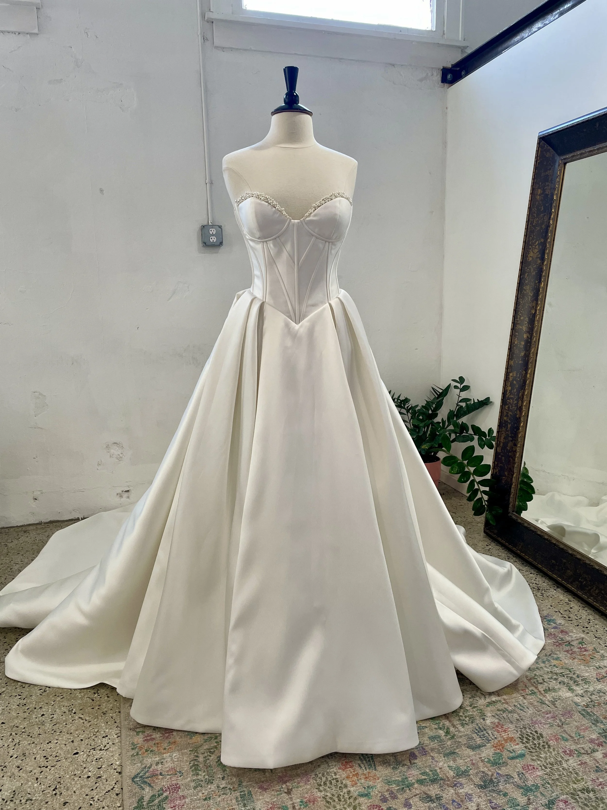 elizabeth lee | lauren w/ bow