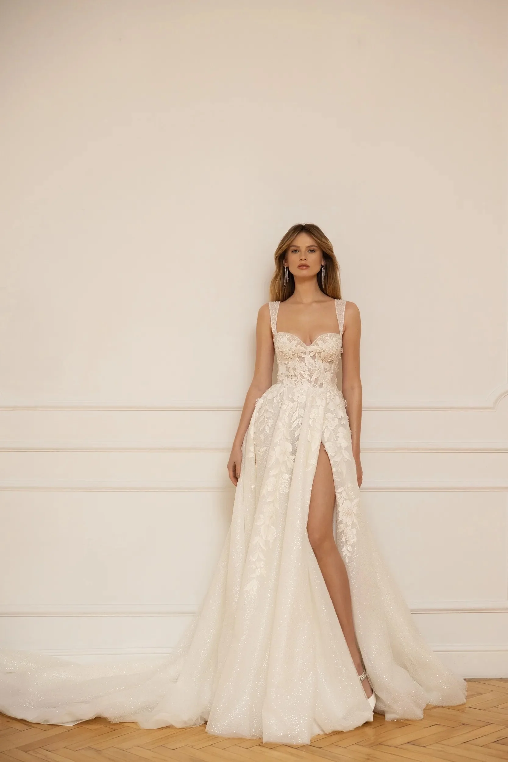 eva-lendel-less-is-more-3-wedding-dress-eclipse.jpg.jpeg