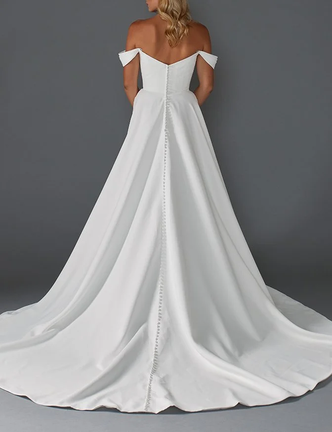 F1696443966350-4.-Louvienne_Greer_back.jpg