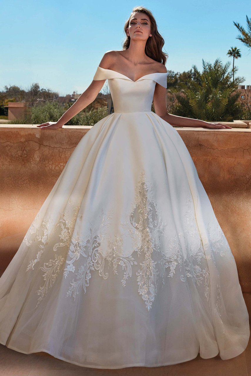 pronovias-LOA-a__93286.jpg