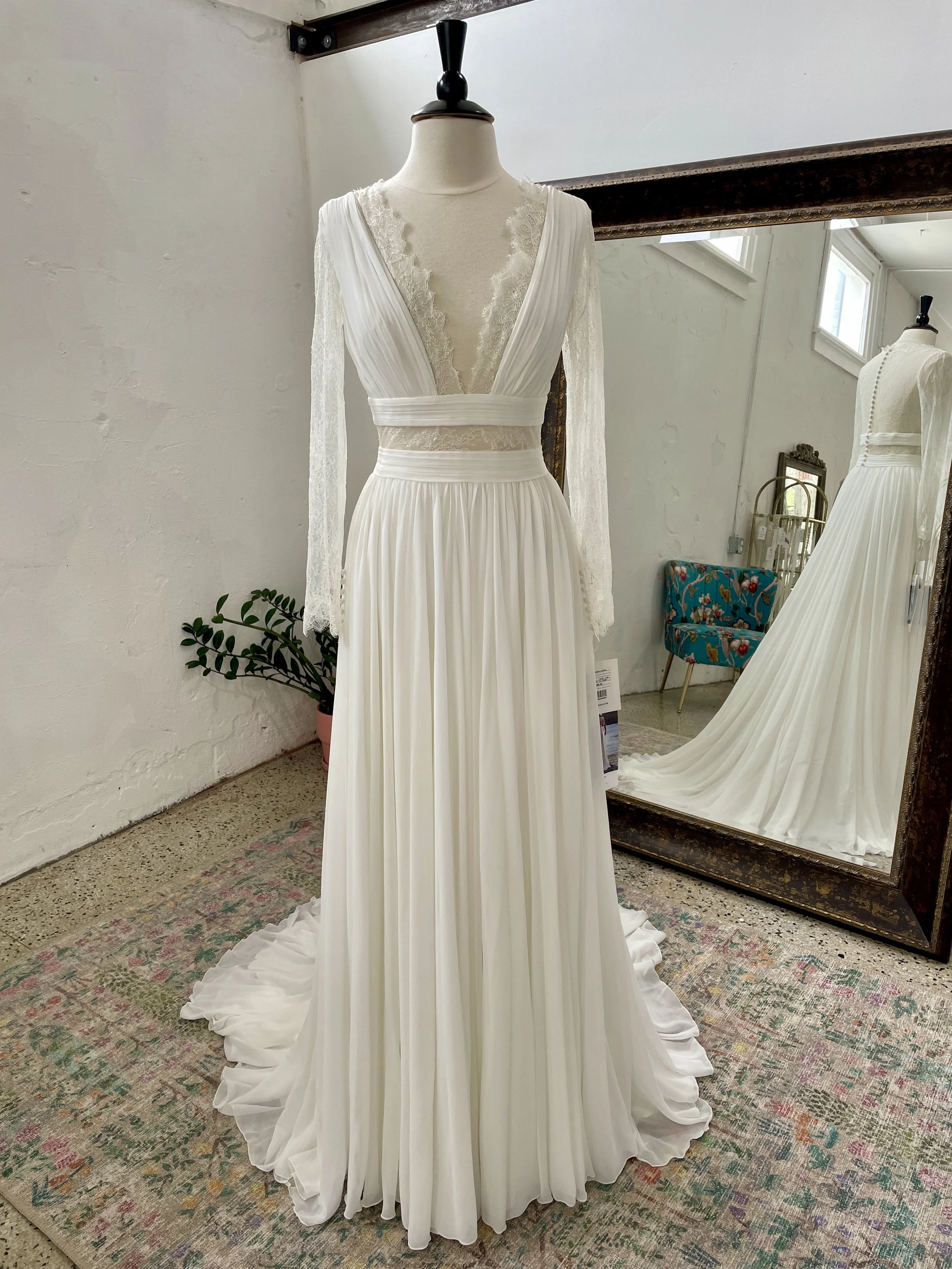 pronovias | barry 