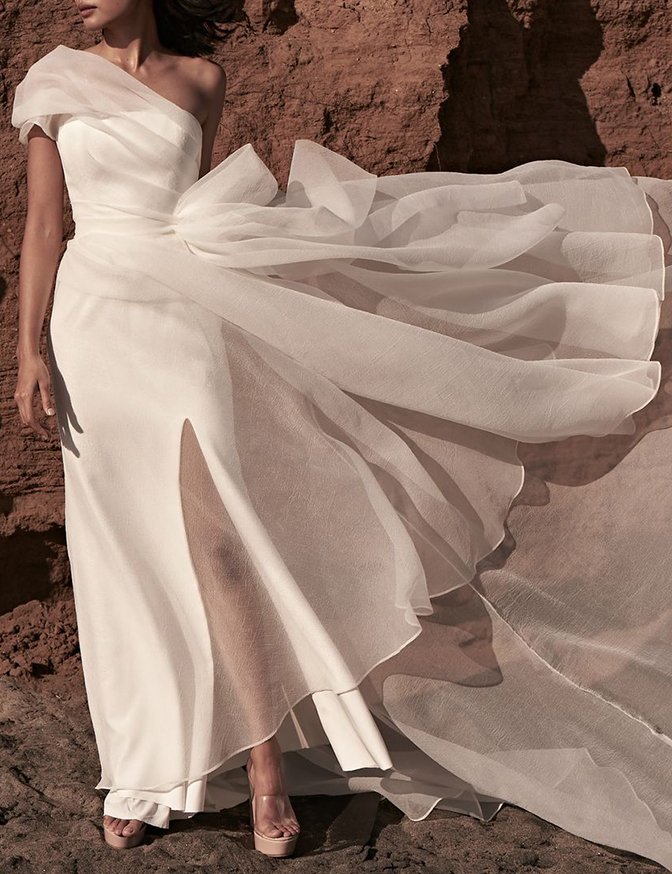 F1649794129456-1.-Newhite_Aceno_Front.jpg