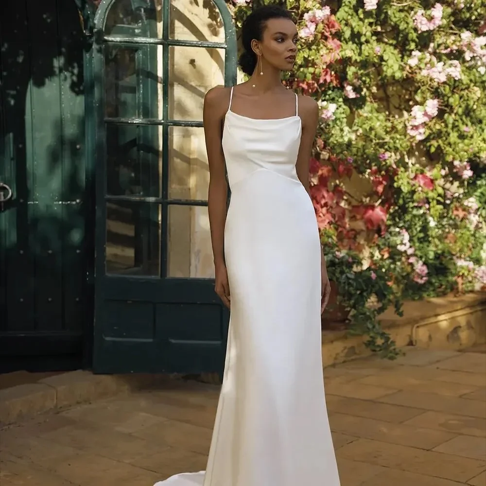 White-one-brautkleid_Aneka_linriehl-hannover-hameln-minden-bielefeld-stadthagen-osnabrueck-paderborn_VS.jpeg