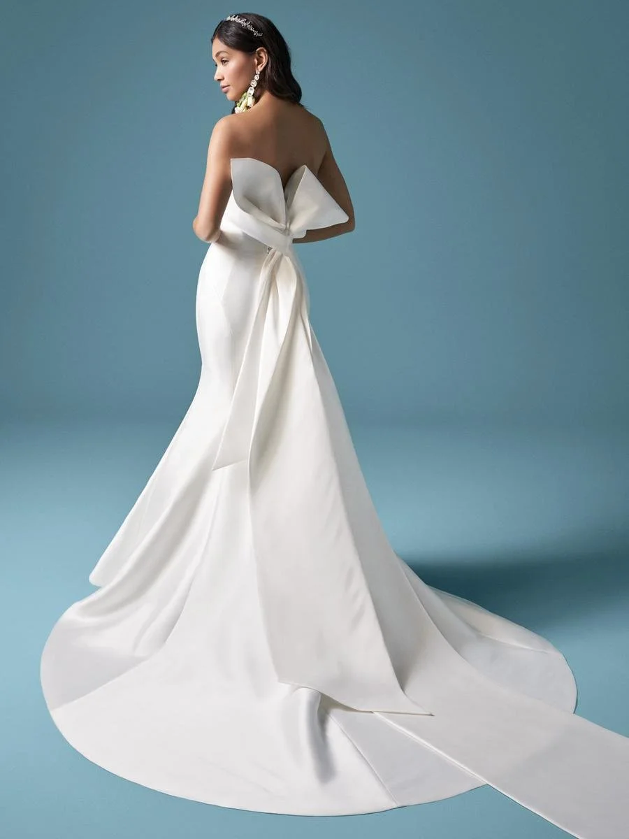 Maggie_Sottero_Mitchell_20MW737_Back_DW.jpg