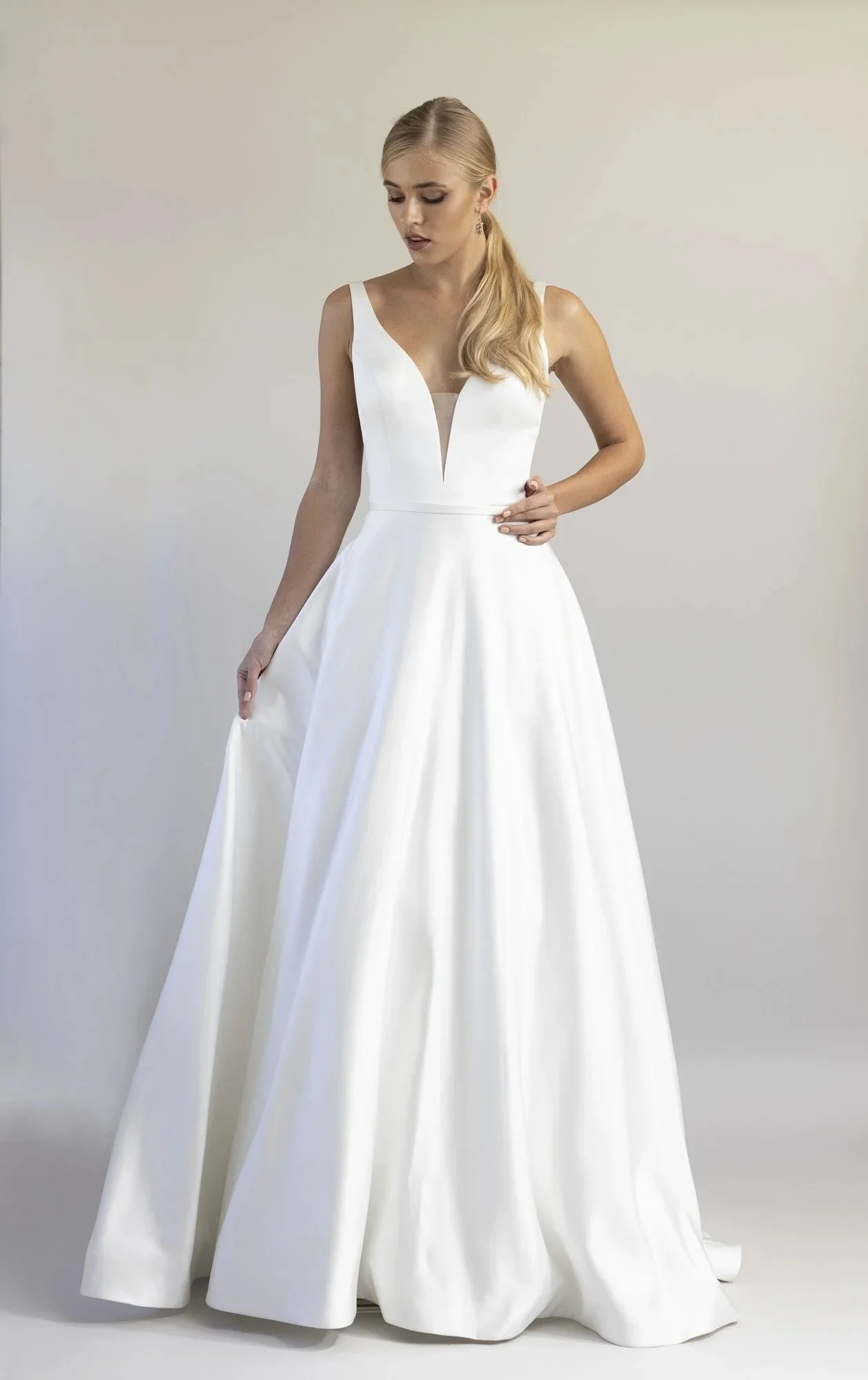 21105+Tyche+Front+Product.jpeg