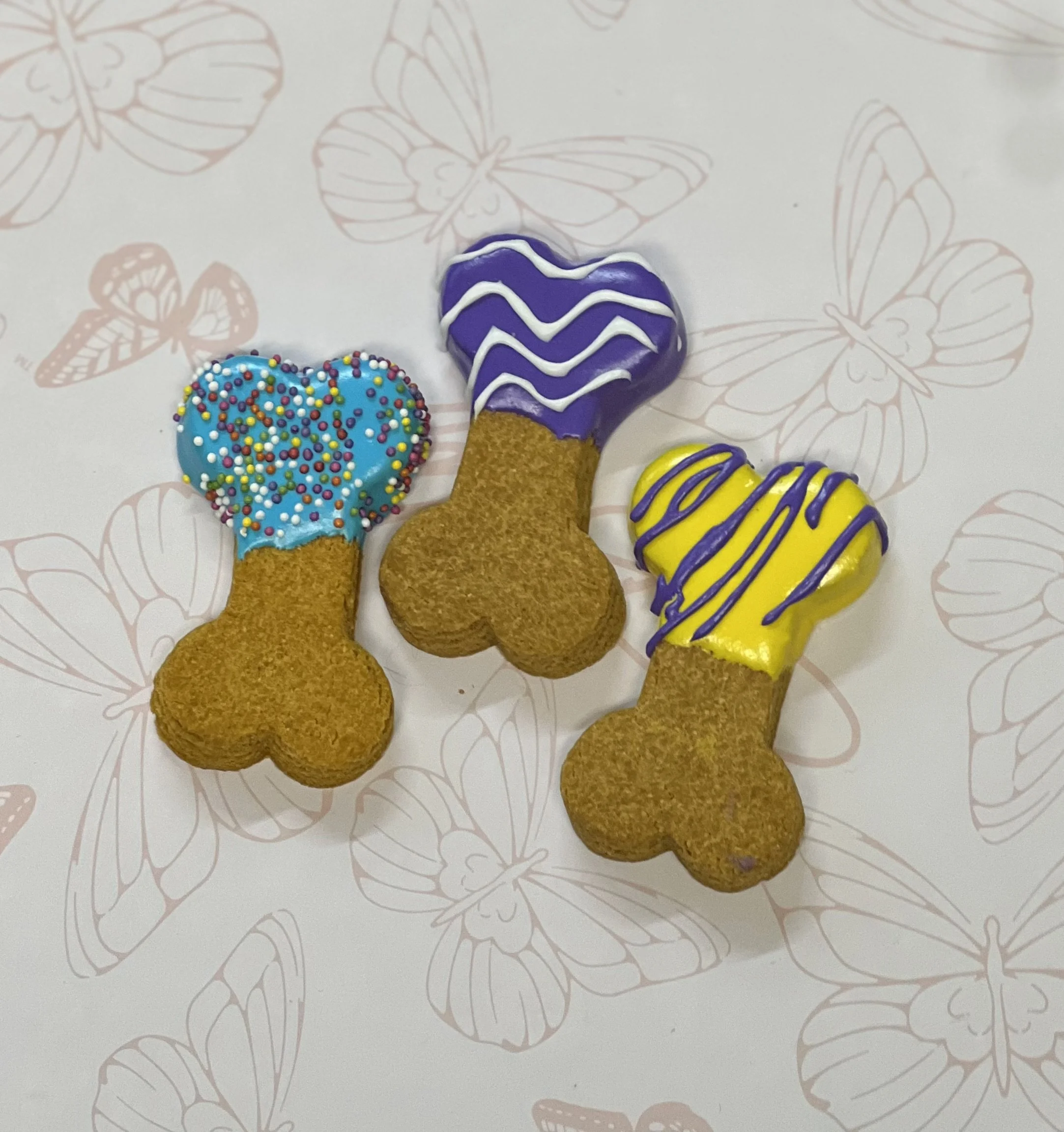 3 times the Deliciousness!  2-1/4 inches, 3 per package