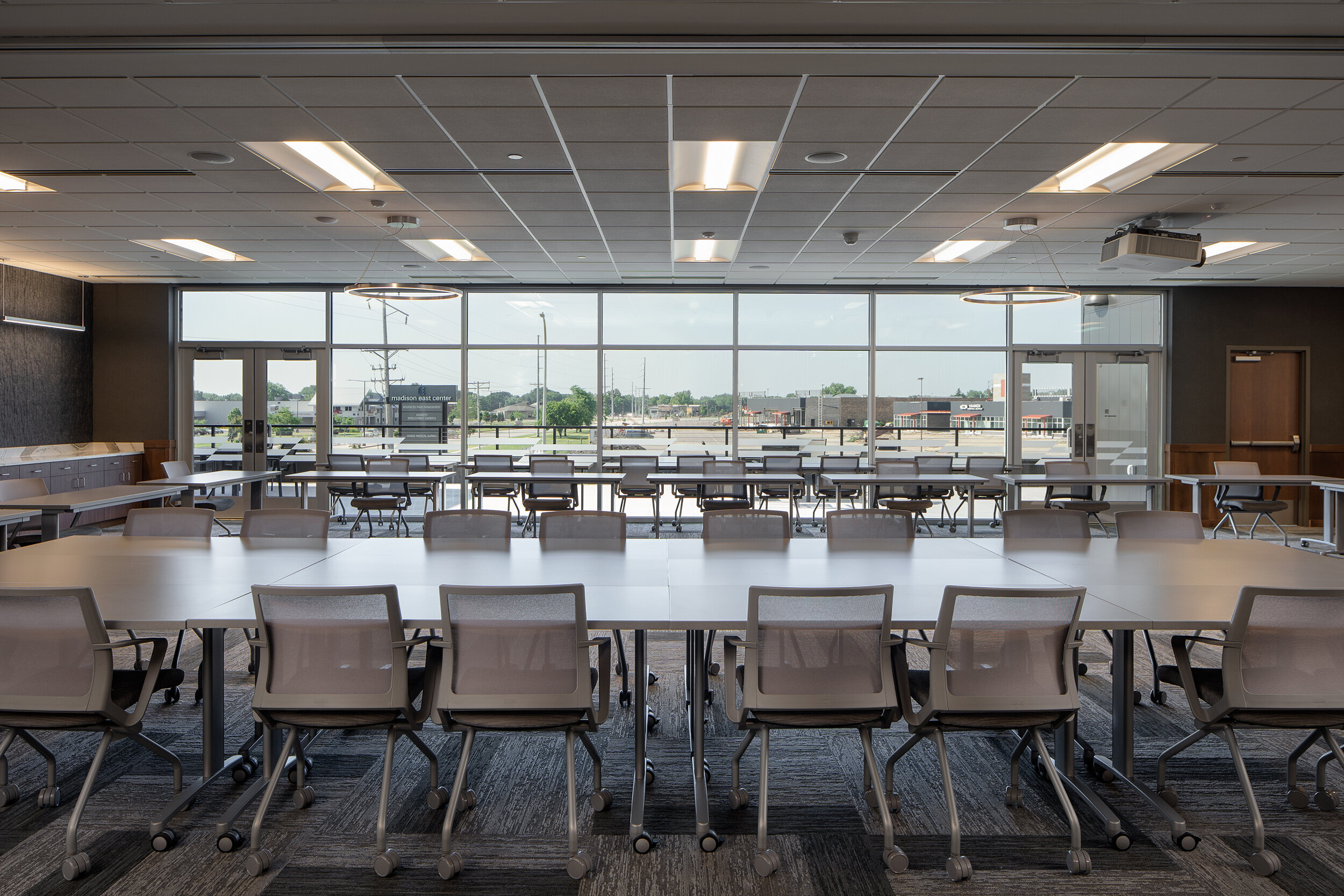 Architectural photography of a large meeting and event space at Pioneer Bank in Mankato, MN