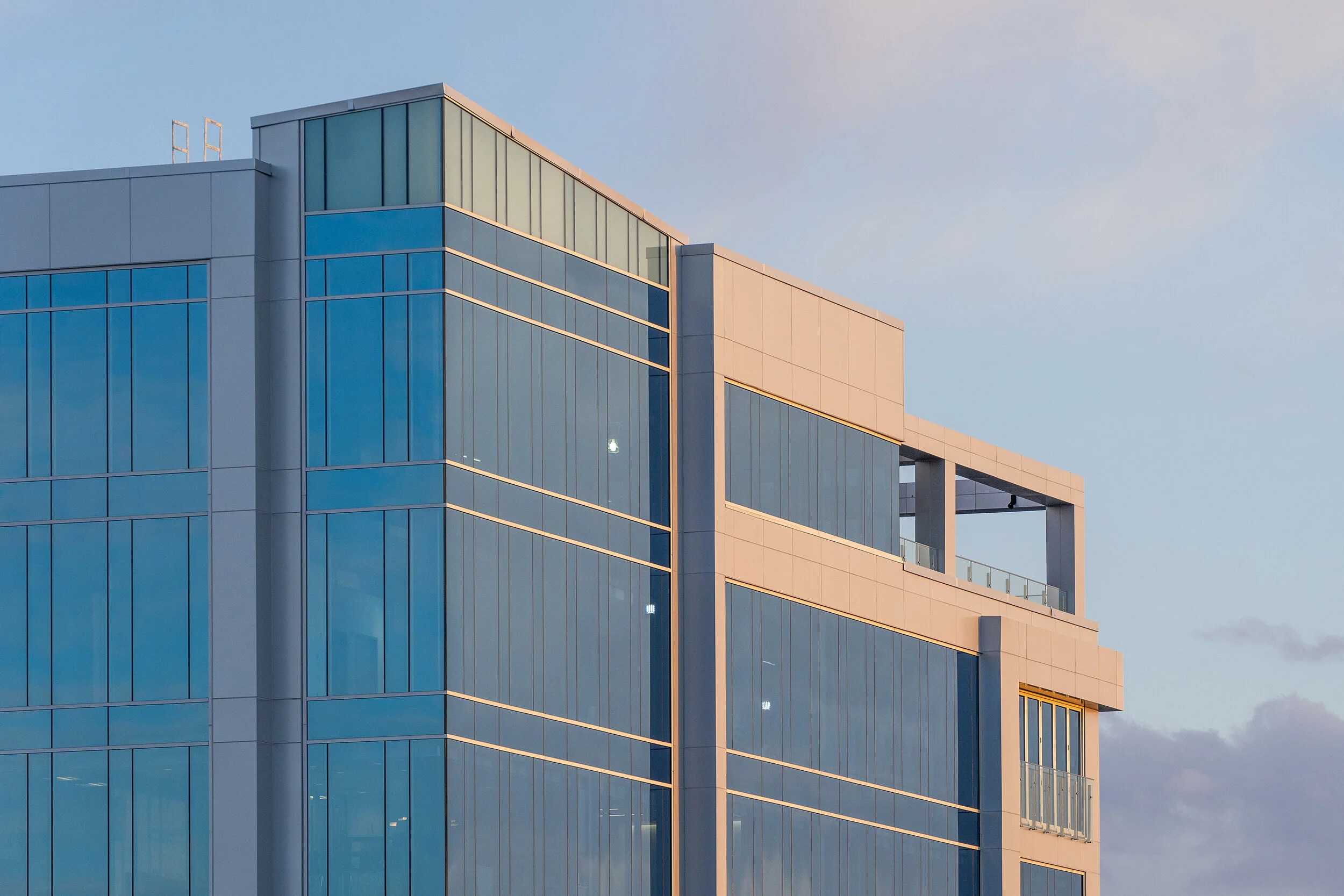 Architectural photograph of Eide Bailly Tower in Downtown Mankato, MN