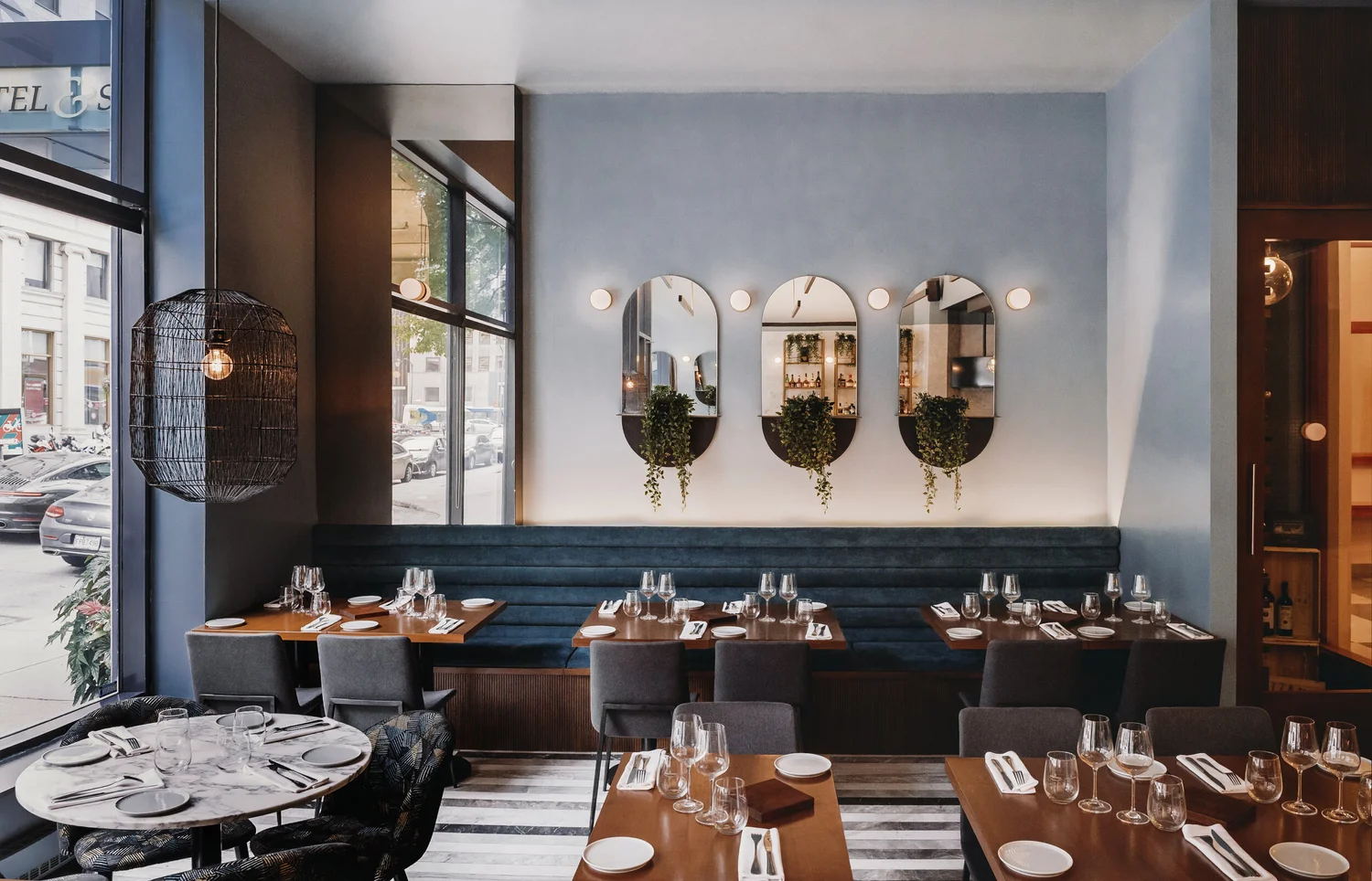 Home Page — Le Carré