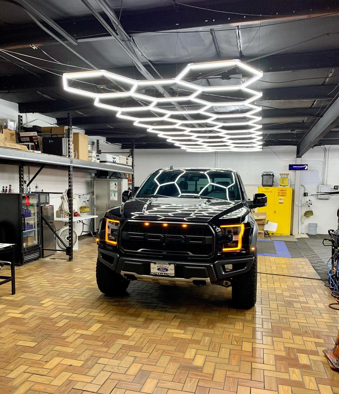 💡Custom lighting 
#installation #custom #lighting 
.
.
.
Contact us for any inquires! 
📧 contact@hammaco.com 
📞 (808)699-4766 
#hamma #general #construction #electrical #engineer #electrician #contractor #build #renovate #upgrade #hardwork #passio