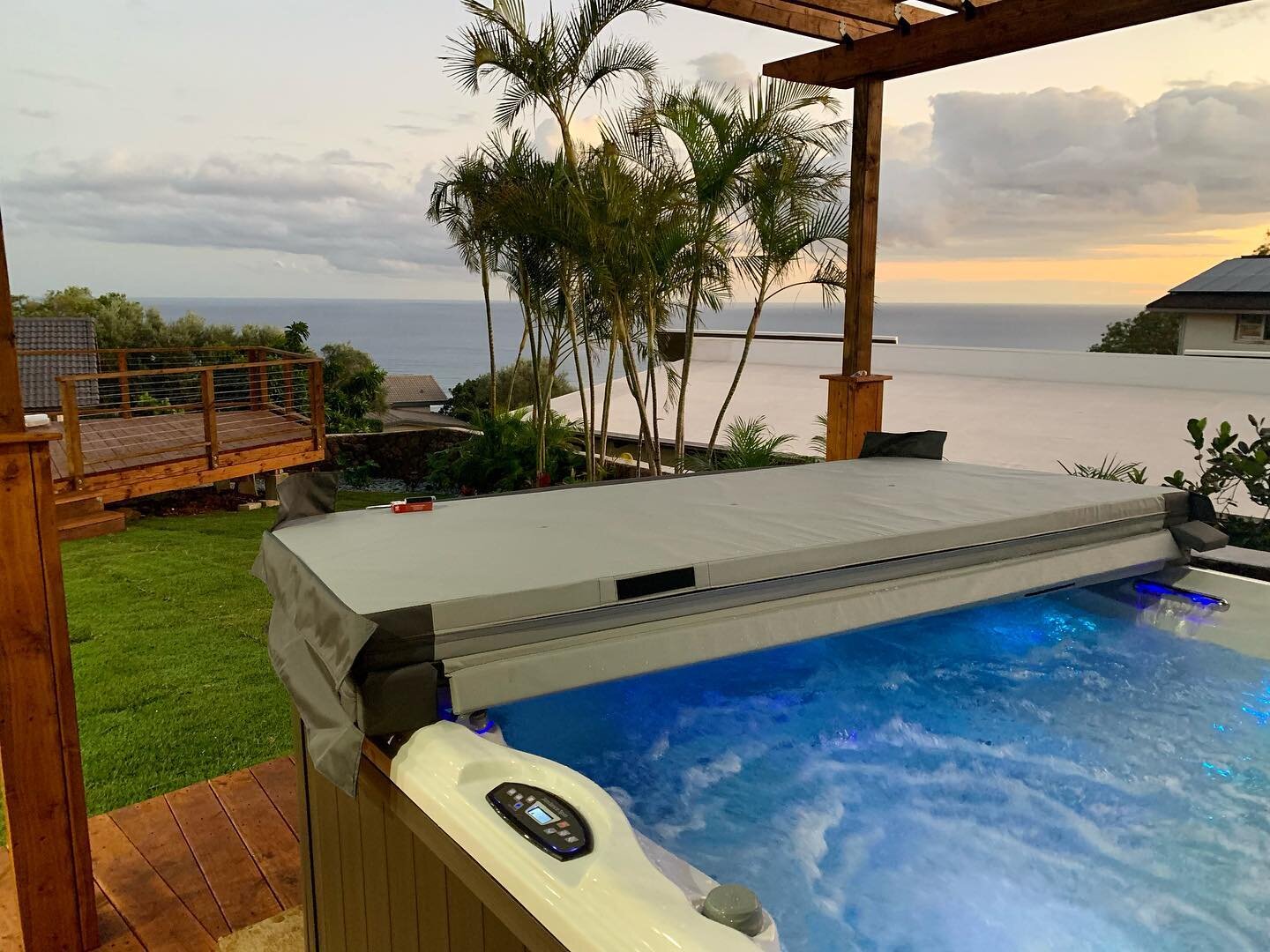 ⚡️Jacuzzi 
#jacuzzi #power #electrical
.
.
.
Contact us for any inquires! 
📧 contact@hammaco.com 
📞 (808)699-4766 
#hamma #general #construction #electrical #engineer #electrician #contractor #build #renovate #upgrade #hardwork #passion #growth #ha