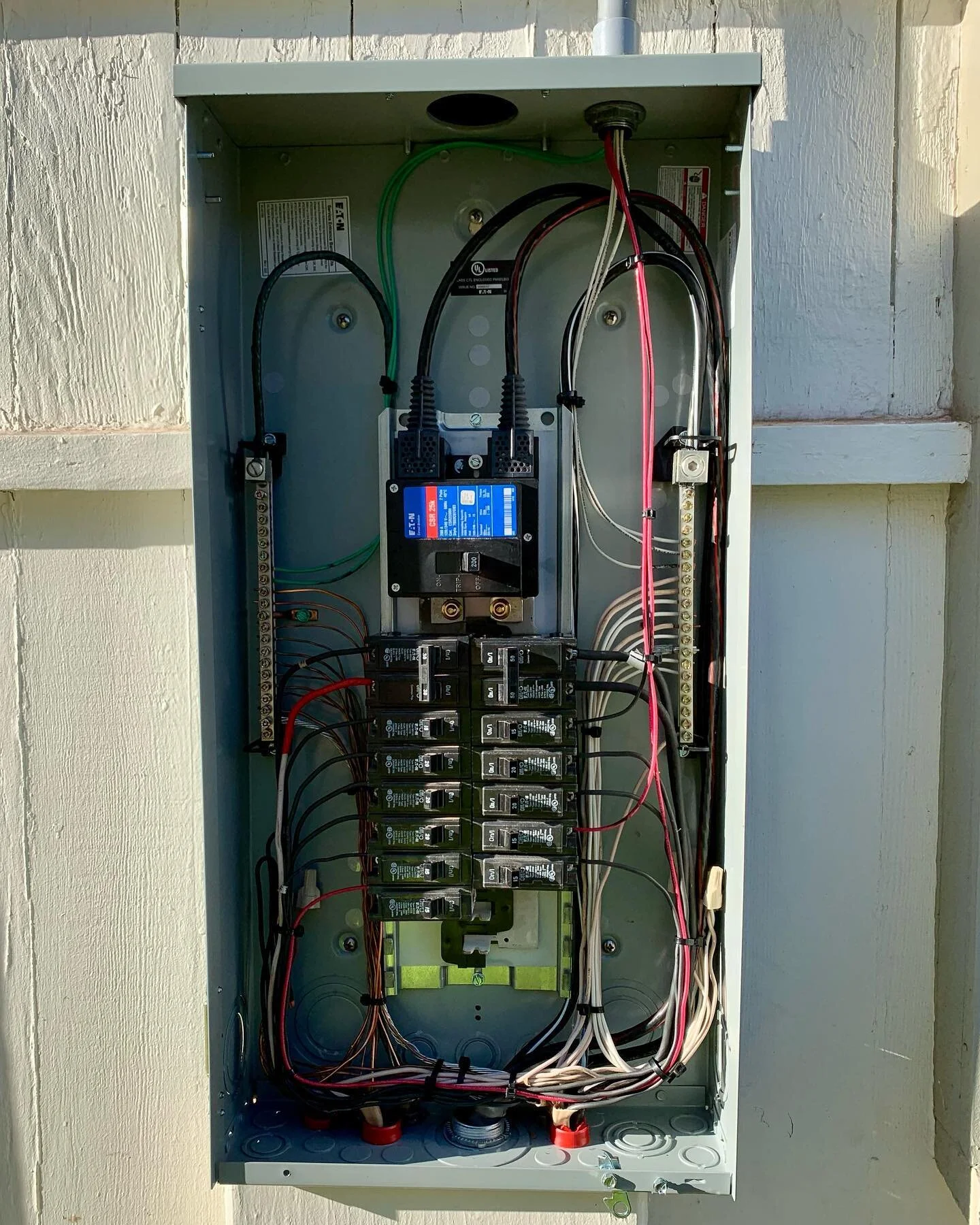 ⚡️Upgrade subpanel and breakers 
#upgrade #subpanel #breaker
.
.
.
Contact us for any inquires! 
📧 contact@hammaco.com 
📞 (808)699-4766 
#hamma #general #construction #electrical #engineer #electrician #contractor #build #renovate #upgrade #hardwor