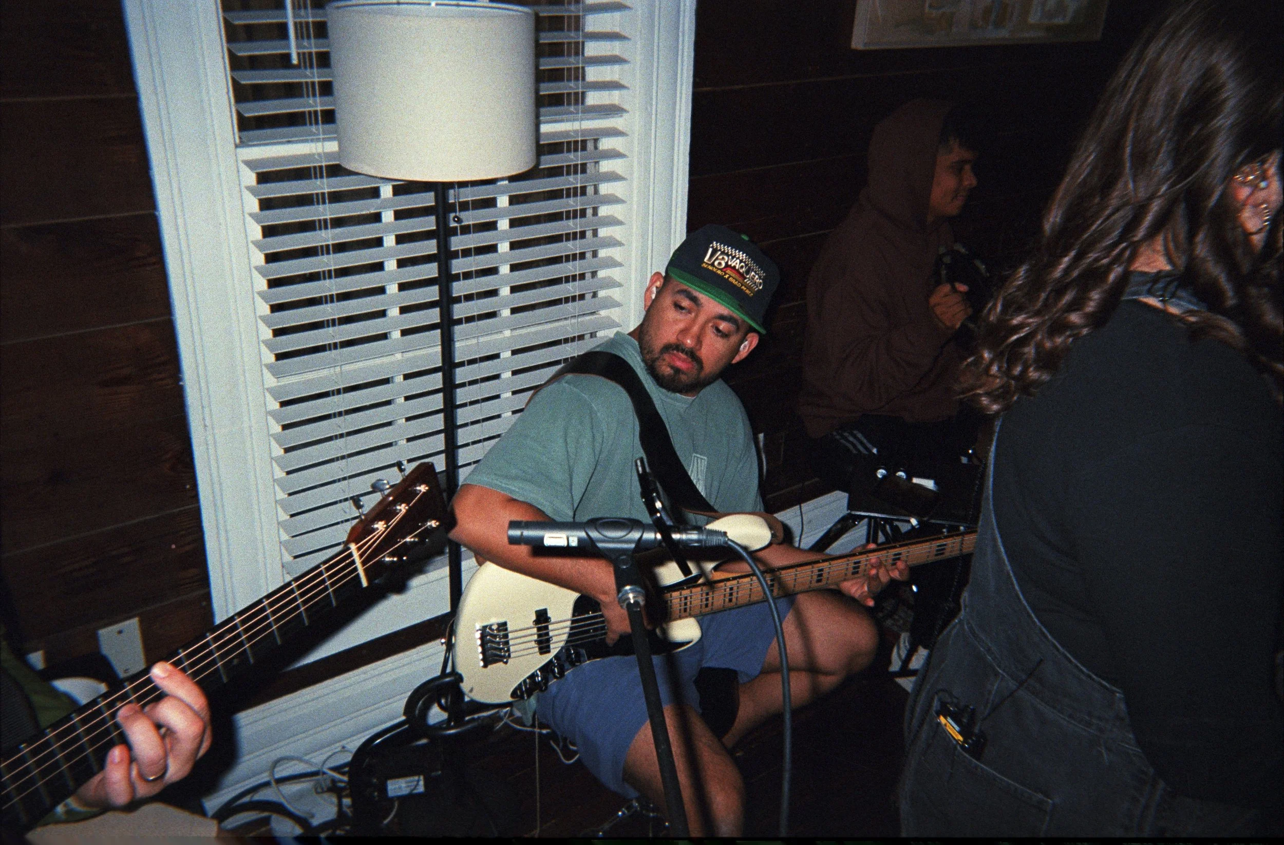 DelaCruz, Mianah-4.jpg